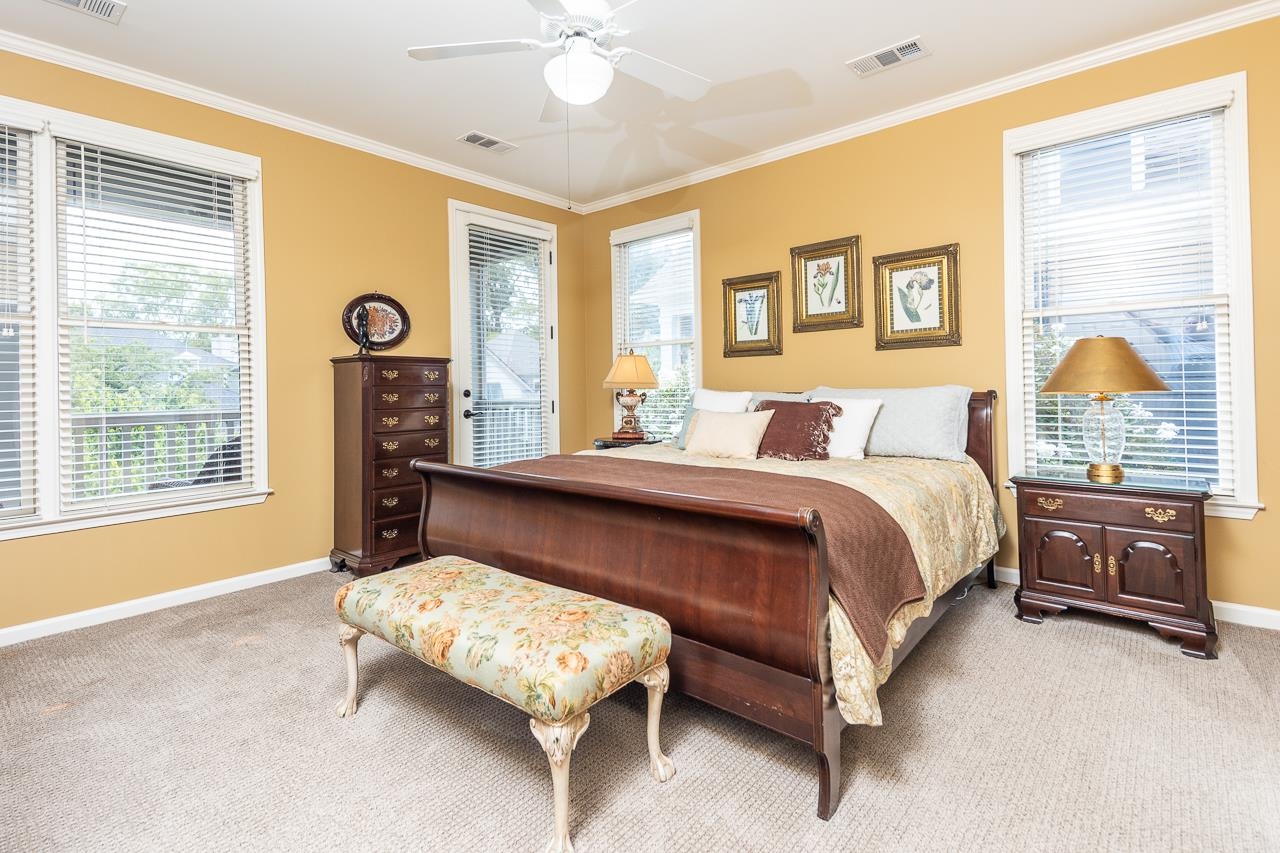 947 RIVER LANDING DR