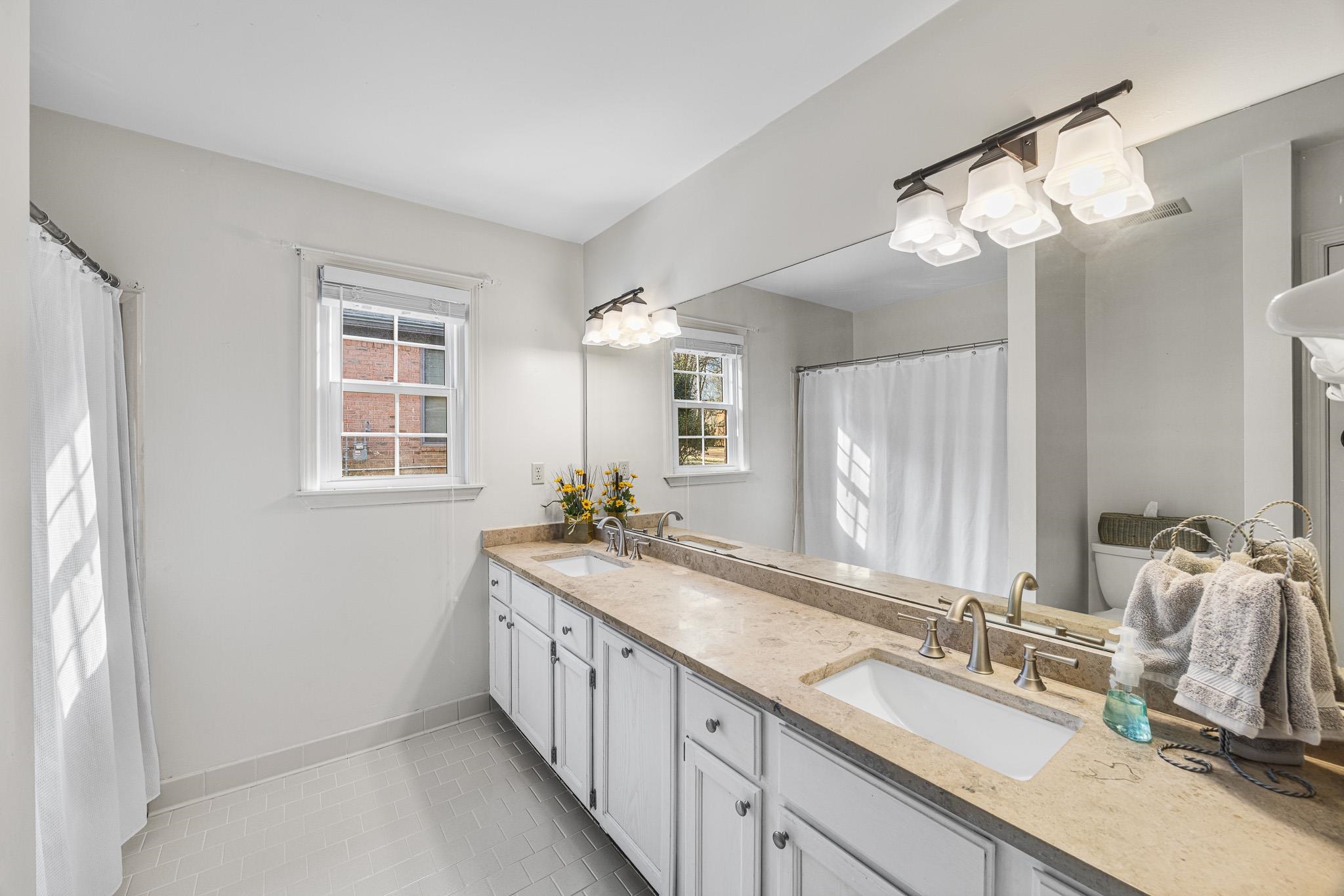 1665 NESHOBA TRACE CV