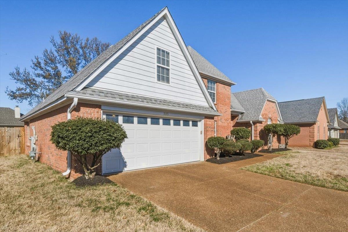 1645 HAILSHAM CV