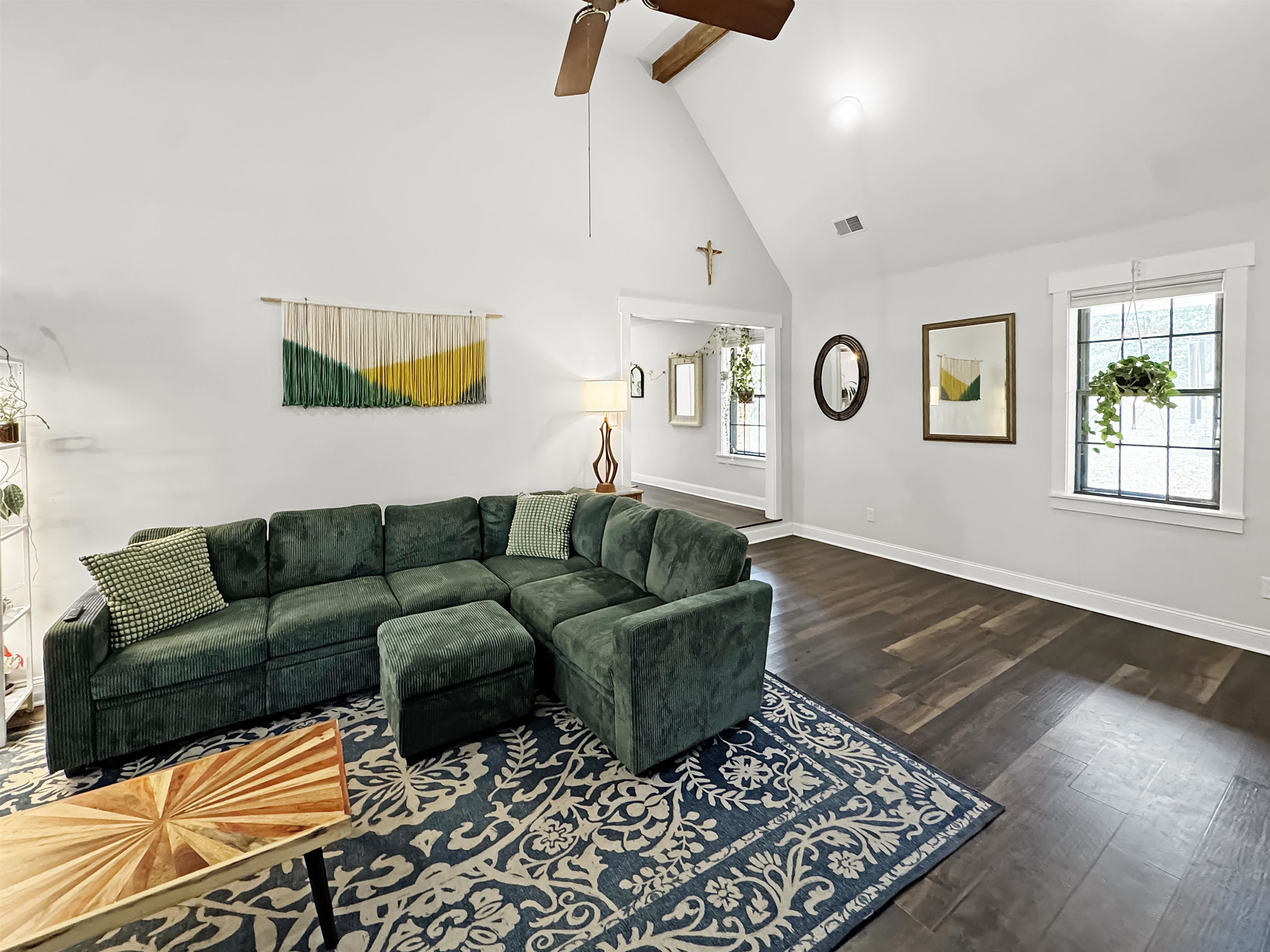 6344 FERNCREST DR