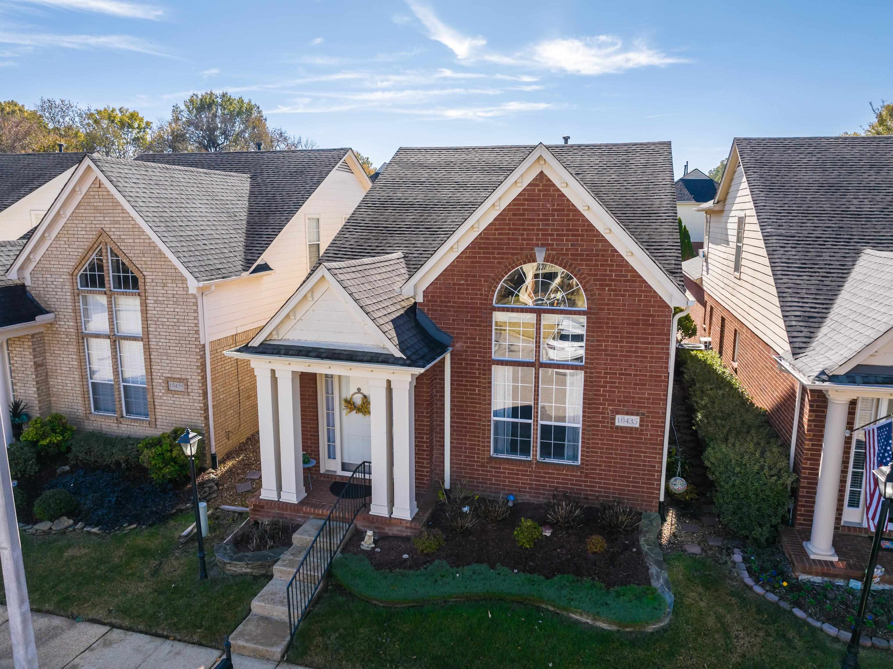 10435 KENSINGTON CIR