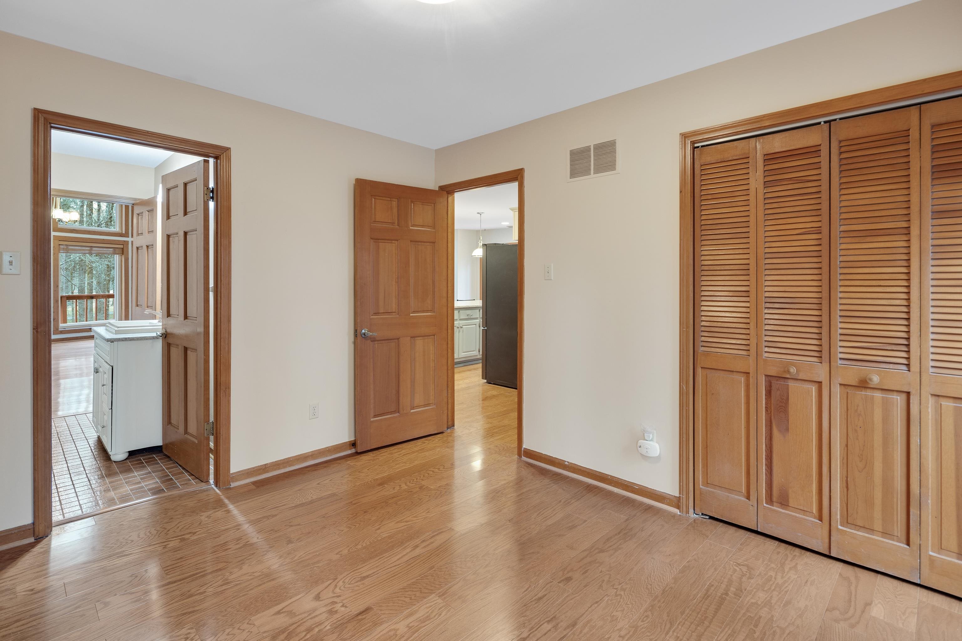 8580 GRAND OAKS CV