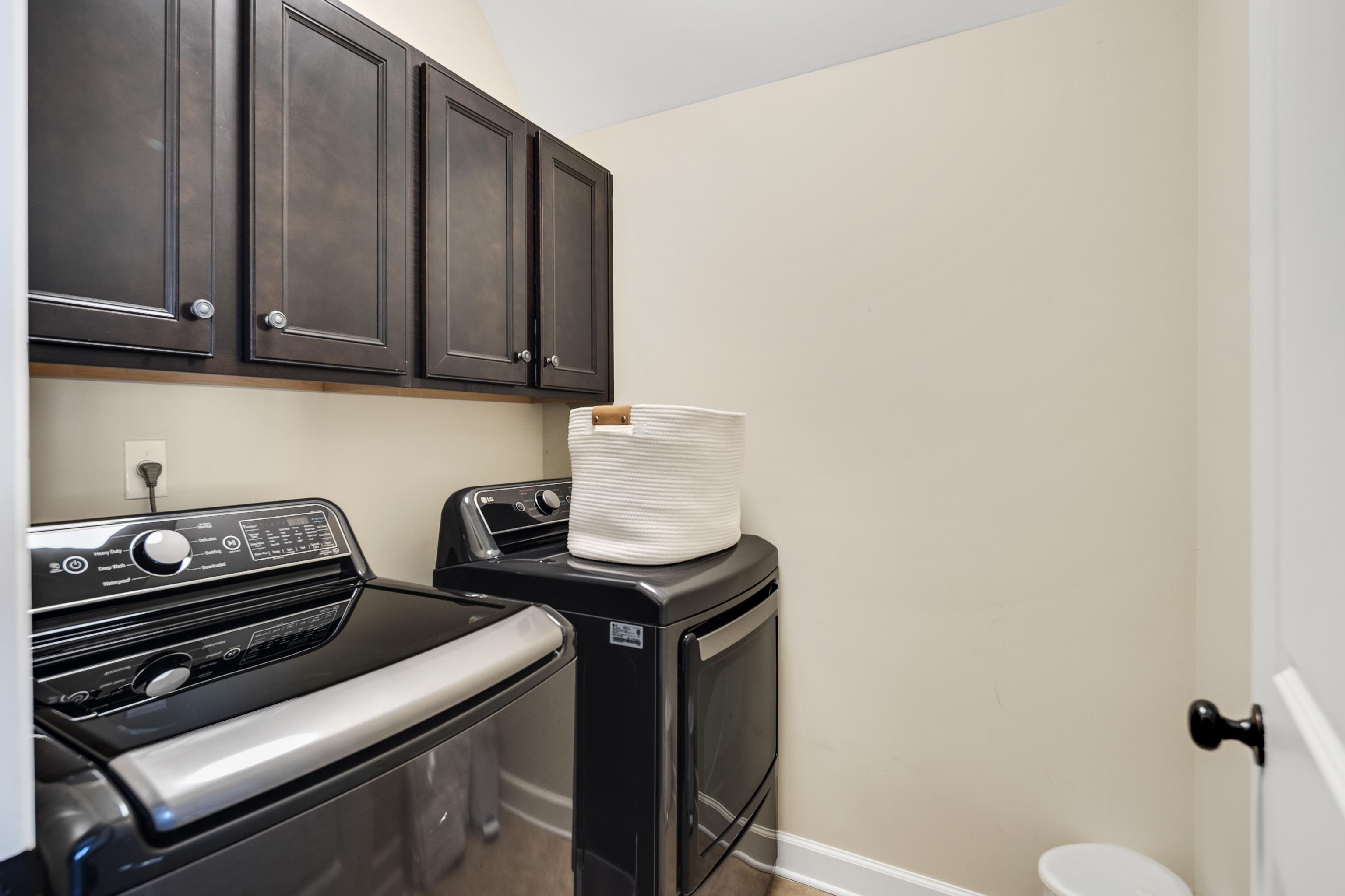 439 CHERRY HALL PL
