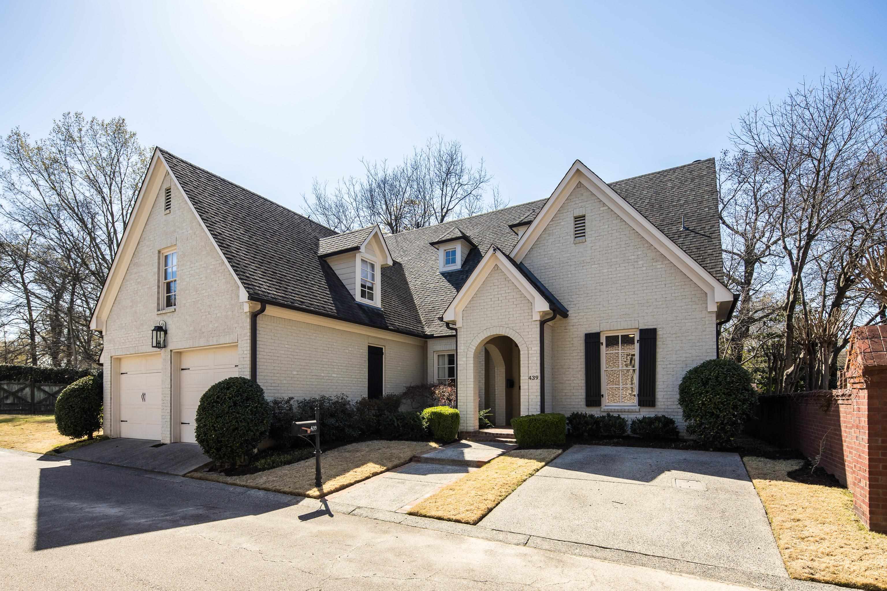 439 CHERRY HALL PL