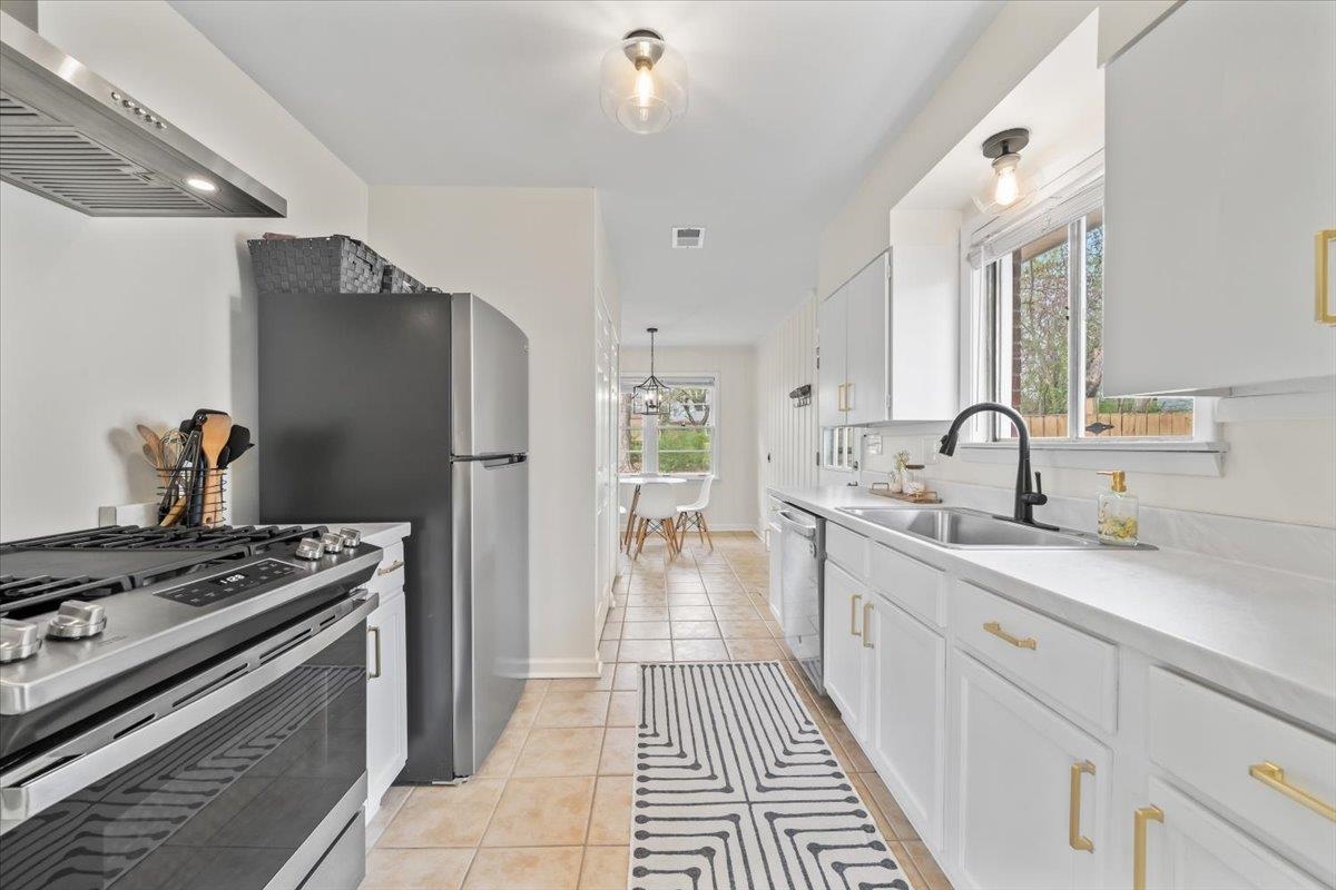 1405 VERA CRUZ ST