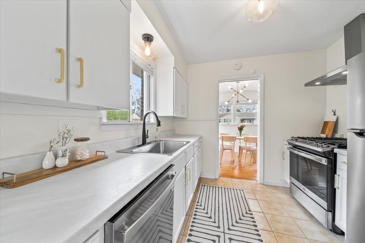1405 VERA CRUZ ST