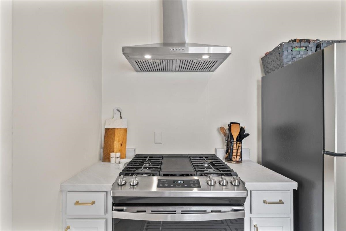 1405 VERA CRUZ ST