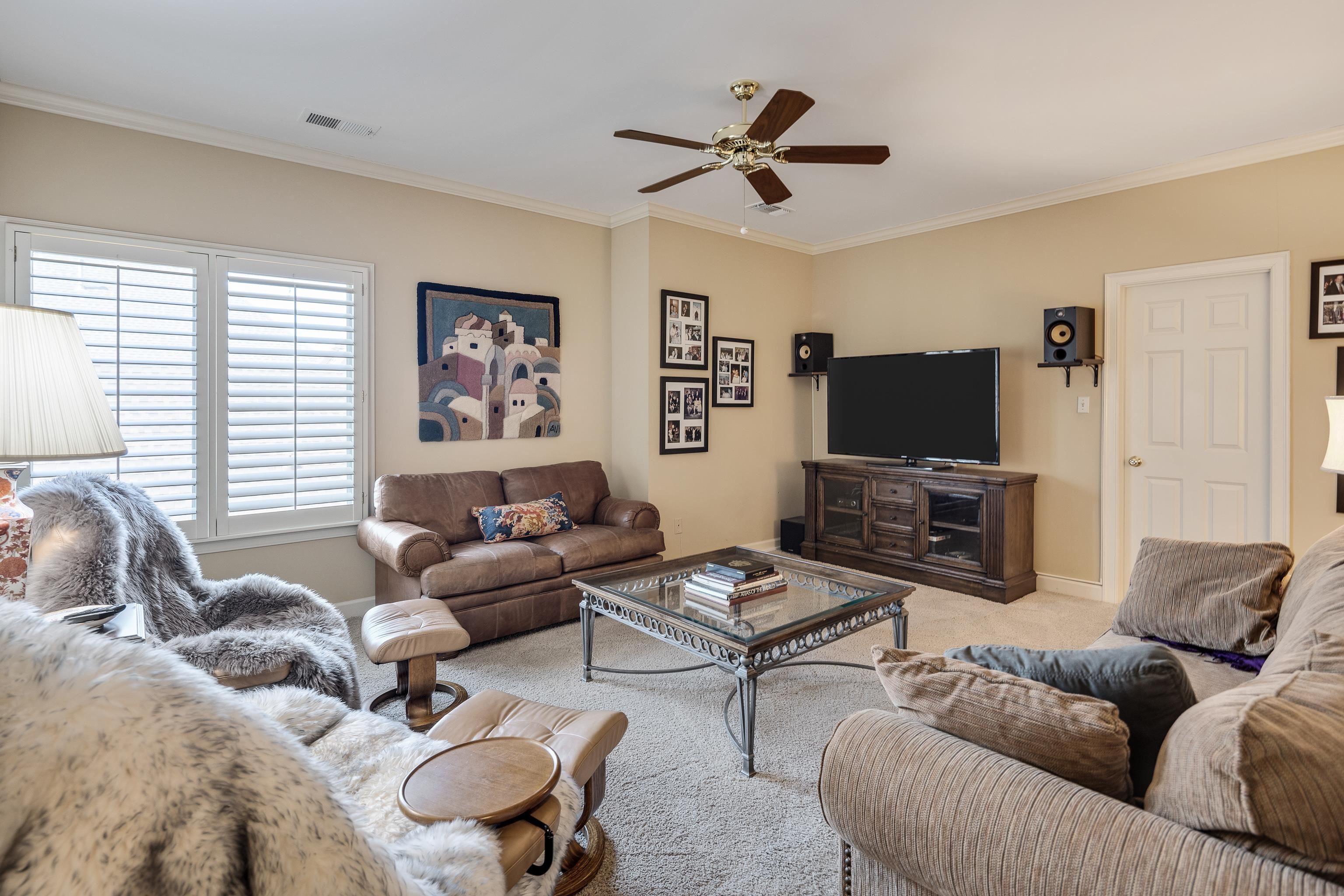 7302 MONT BLANC DR