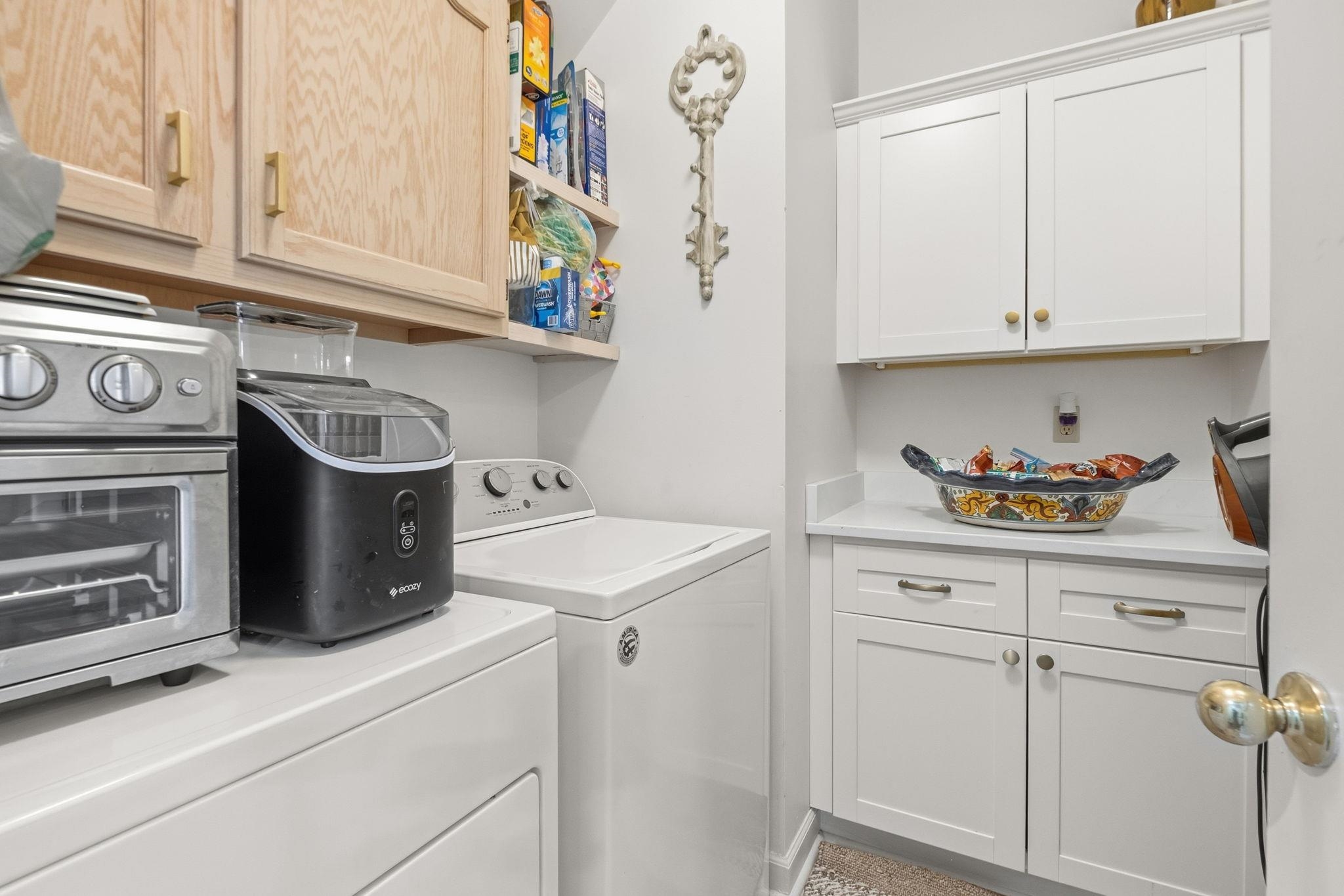 536 E LEXINGTON PARK CIR