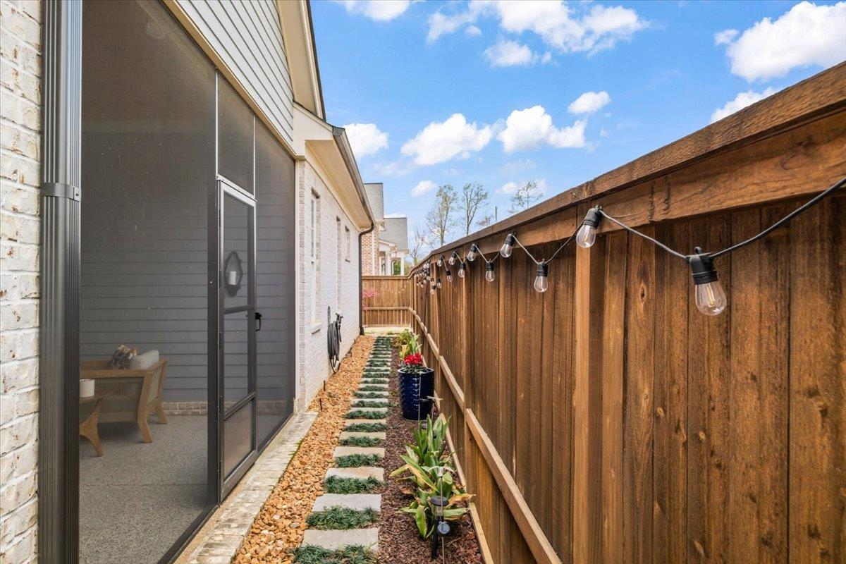 421 CATAWBA VALLEY DR