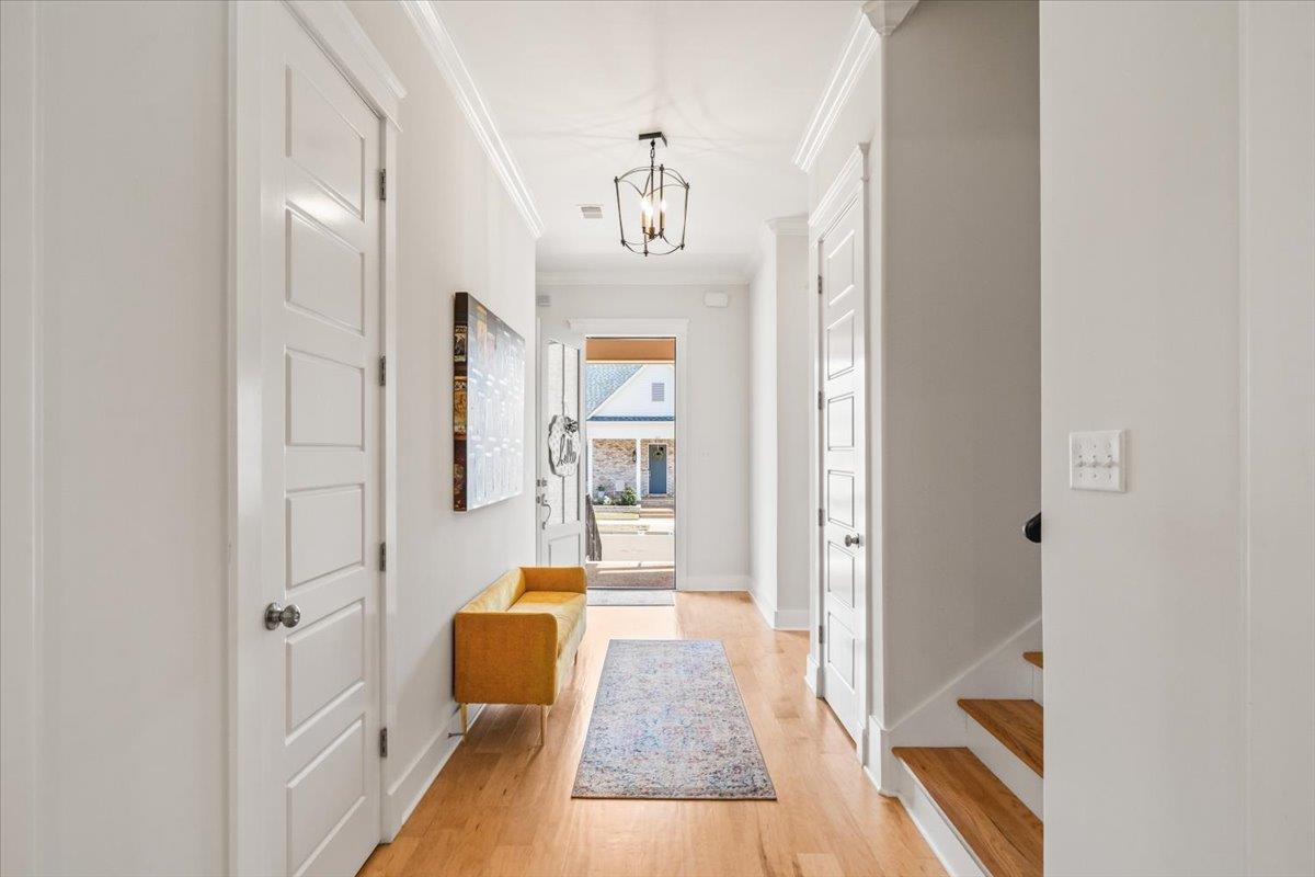 421 CATAWBA VALLEY DR