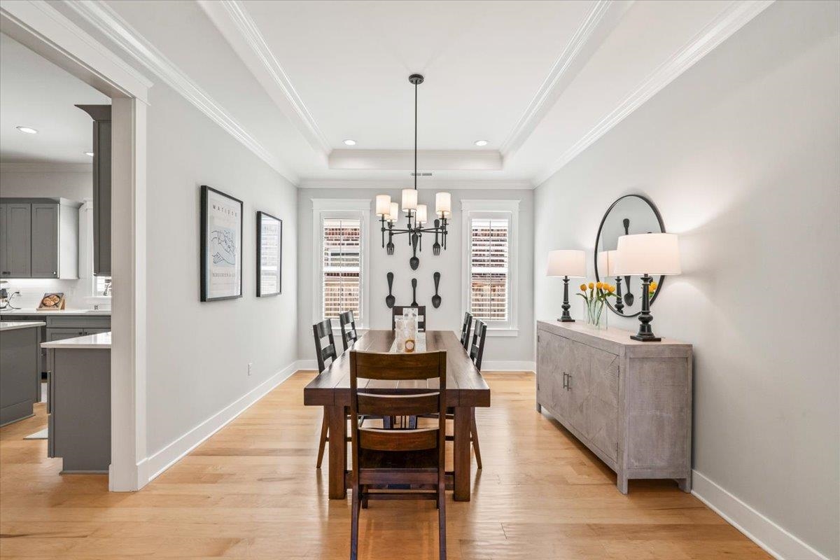 421 CATAWBA VALLEY DR