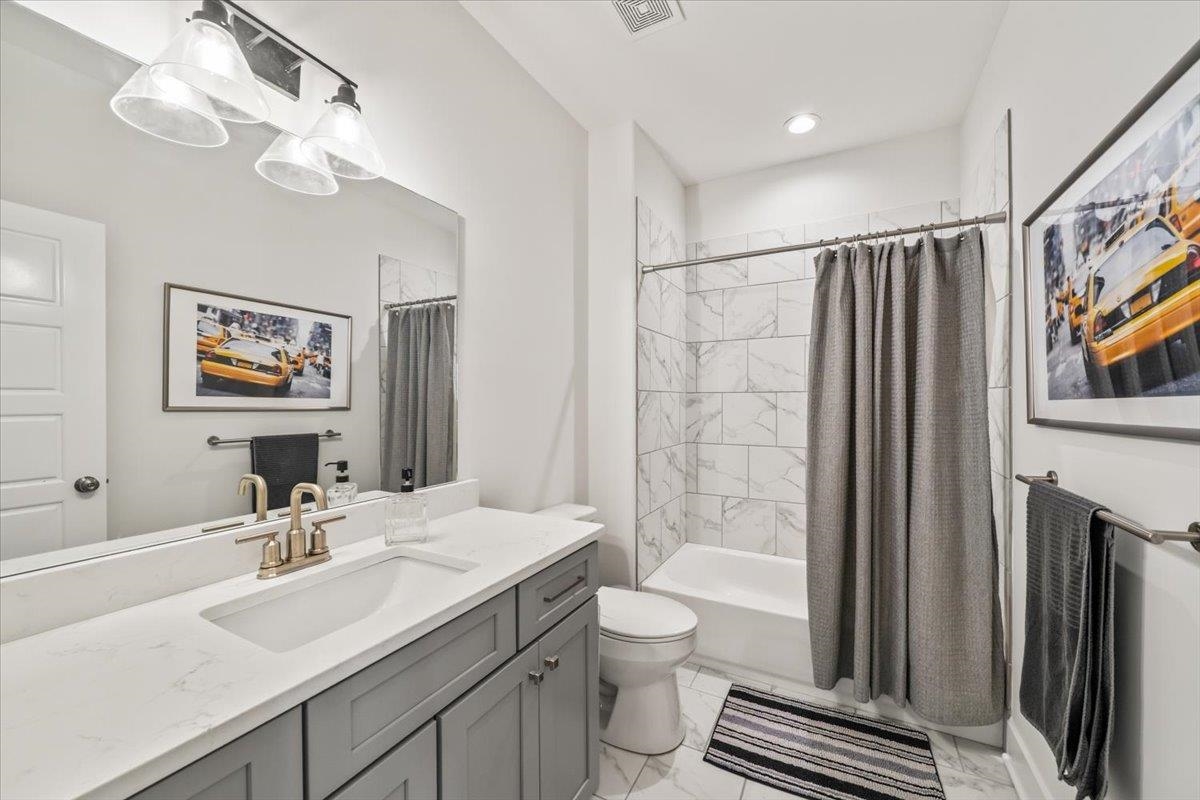 421 CATAWBA VALLEY DR