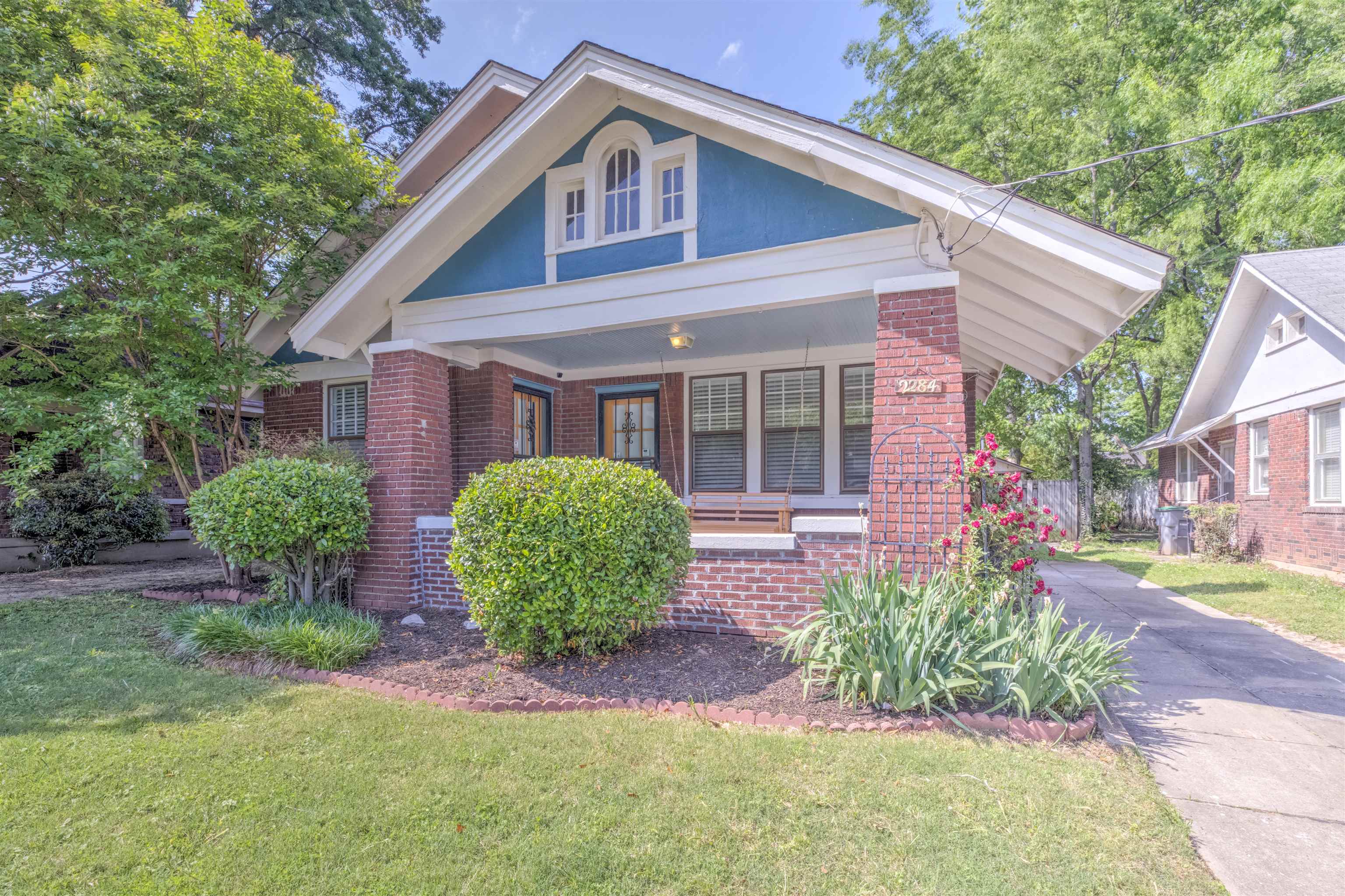 2284 ELZEY AVE