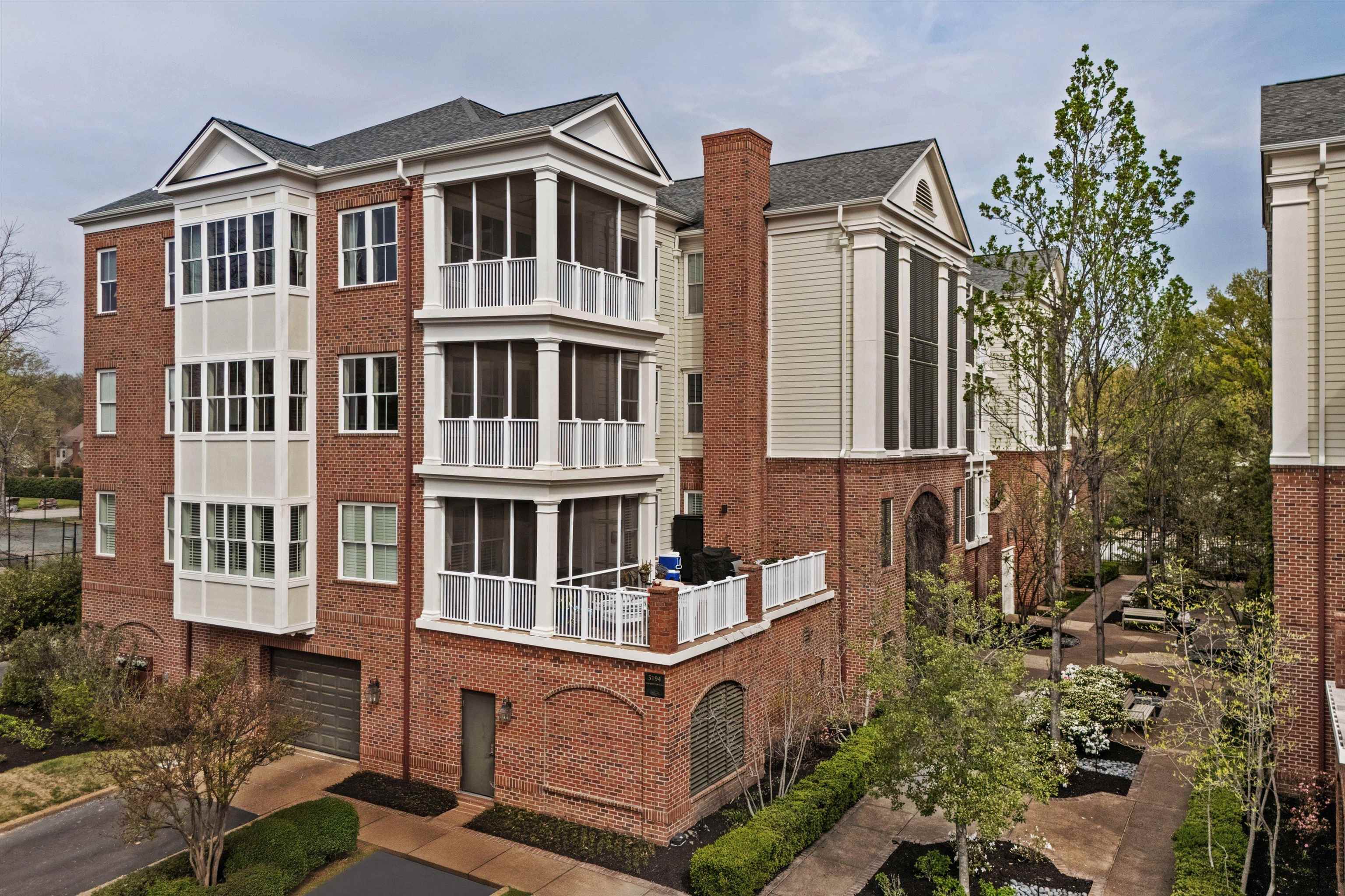 5194 LEXINGTON CLUB CV Unit: 401-402