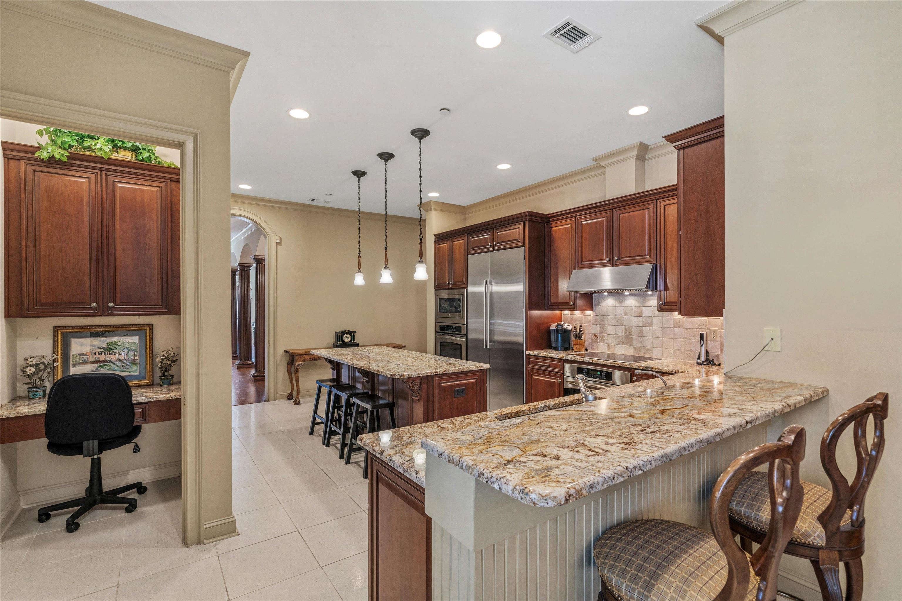 5194 LEXINGTON CLUB CV Unit: 401-402