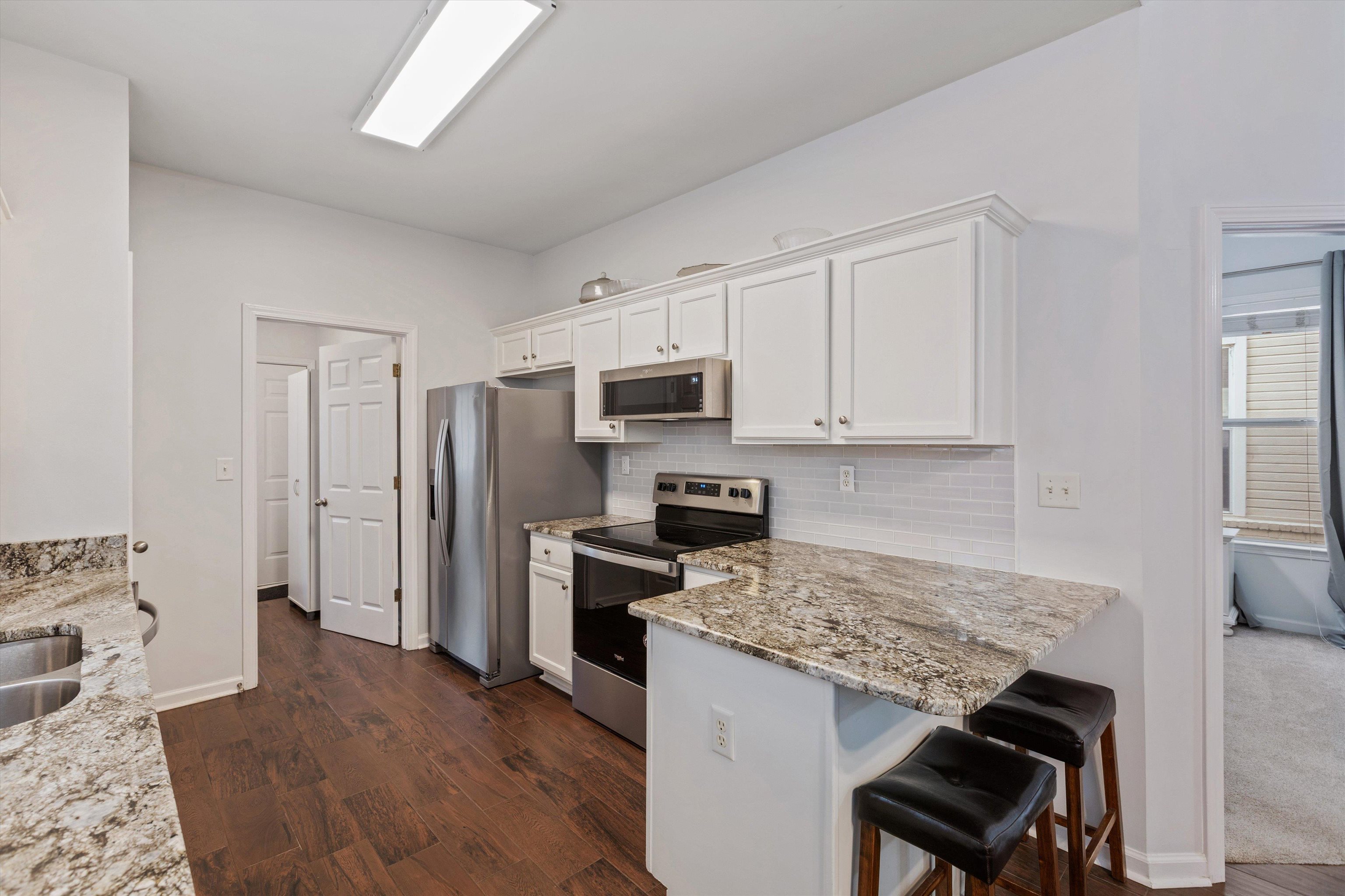 279 ISLAND VILLAGE DR