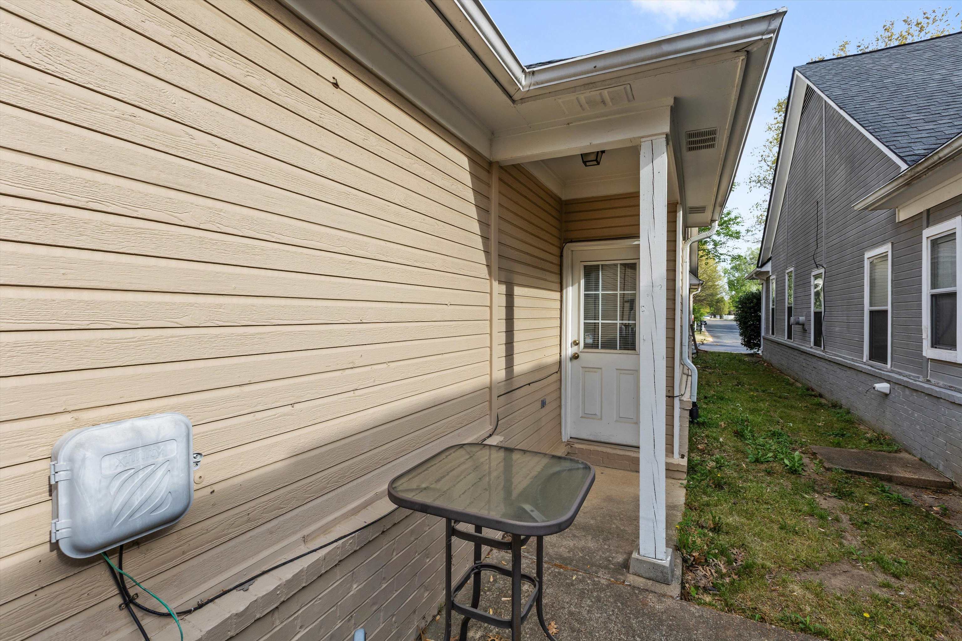 279 ISLAND VILLAGE DR
