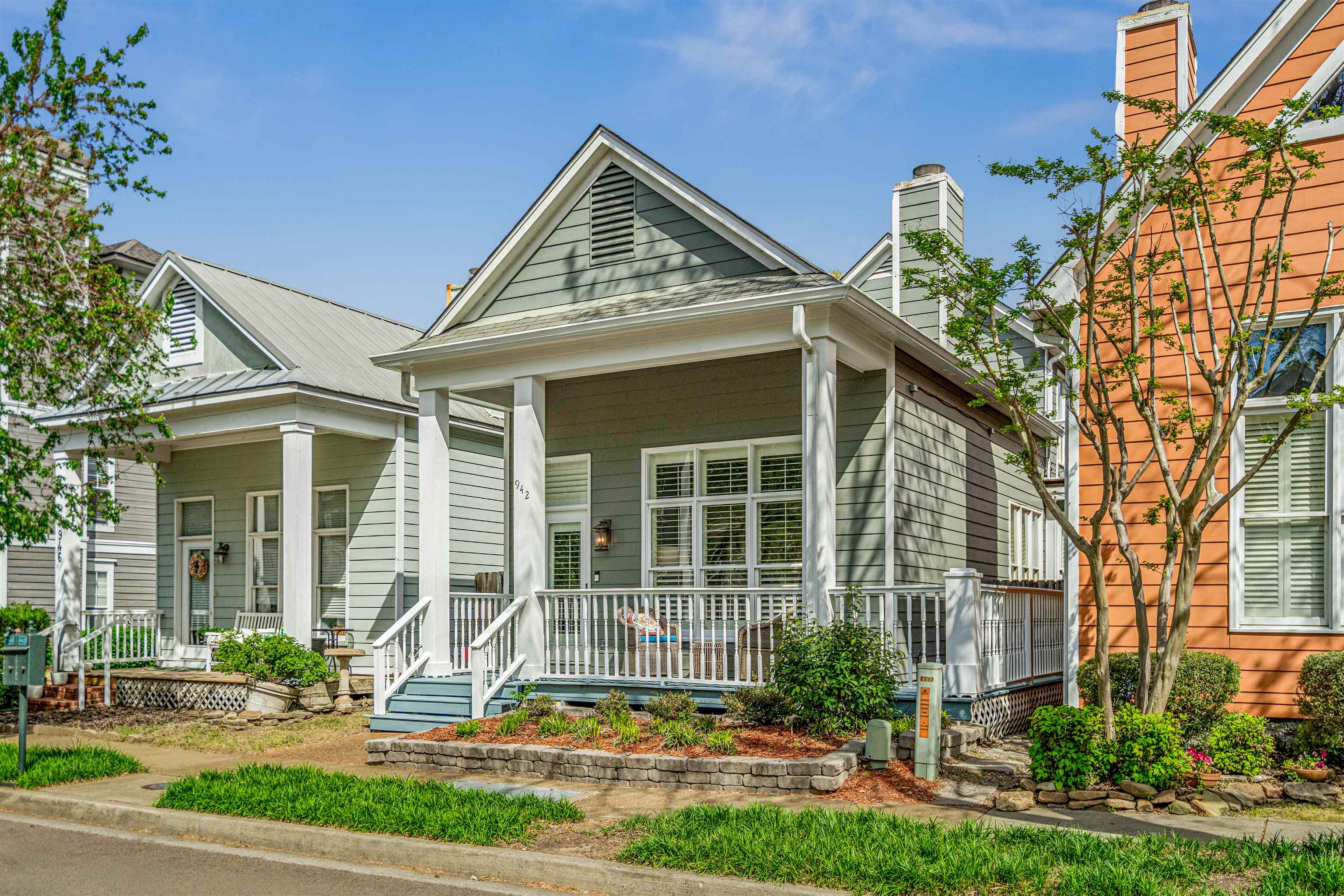 942 HARBOR BEND RD