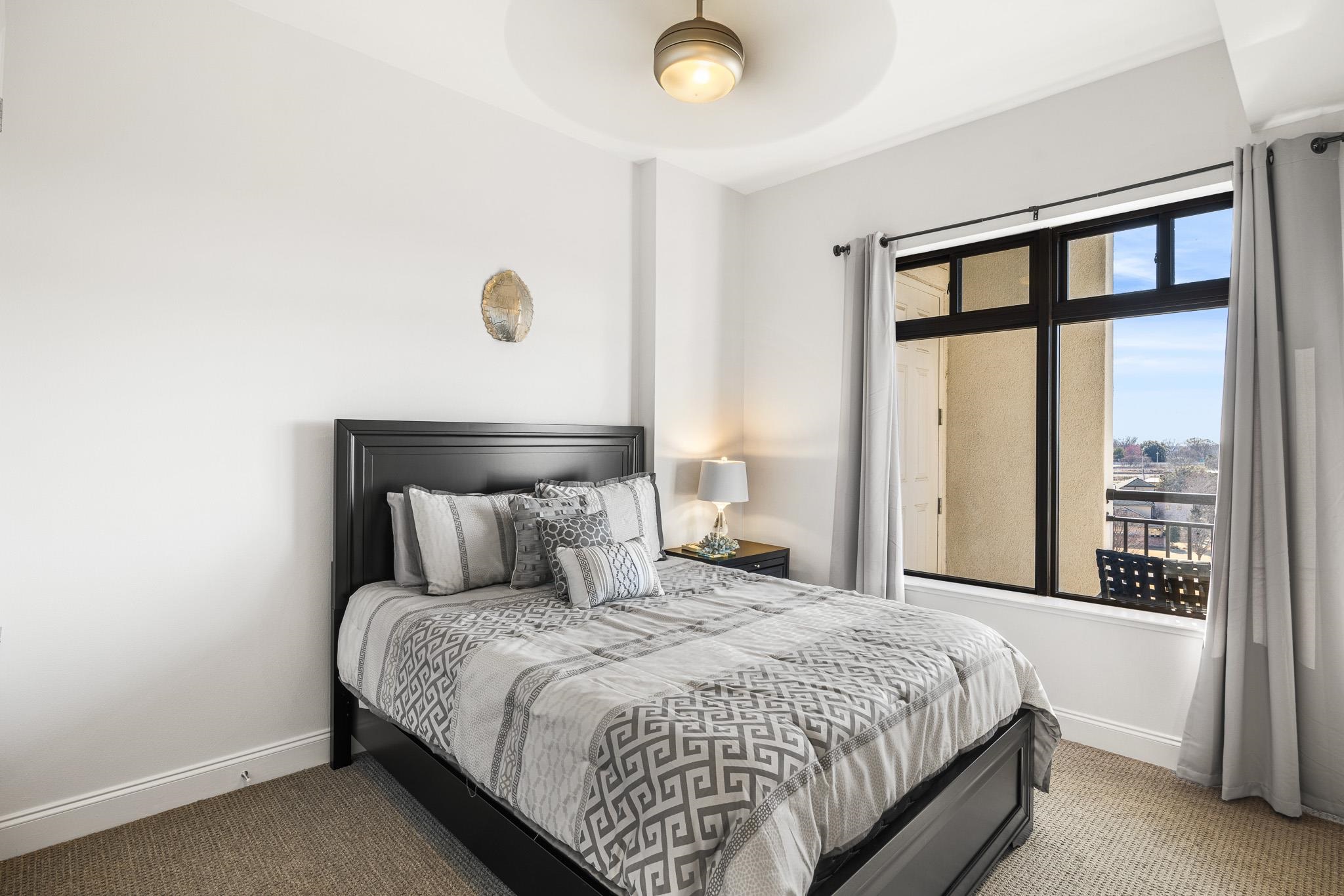 717 RIVERSIDE DR Unit: B2603