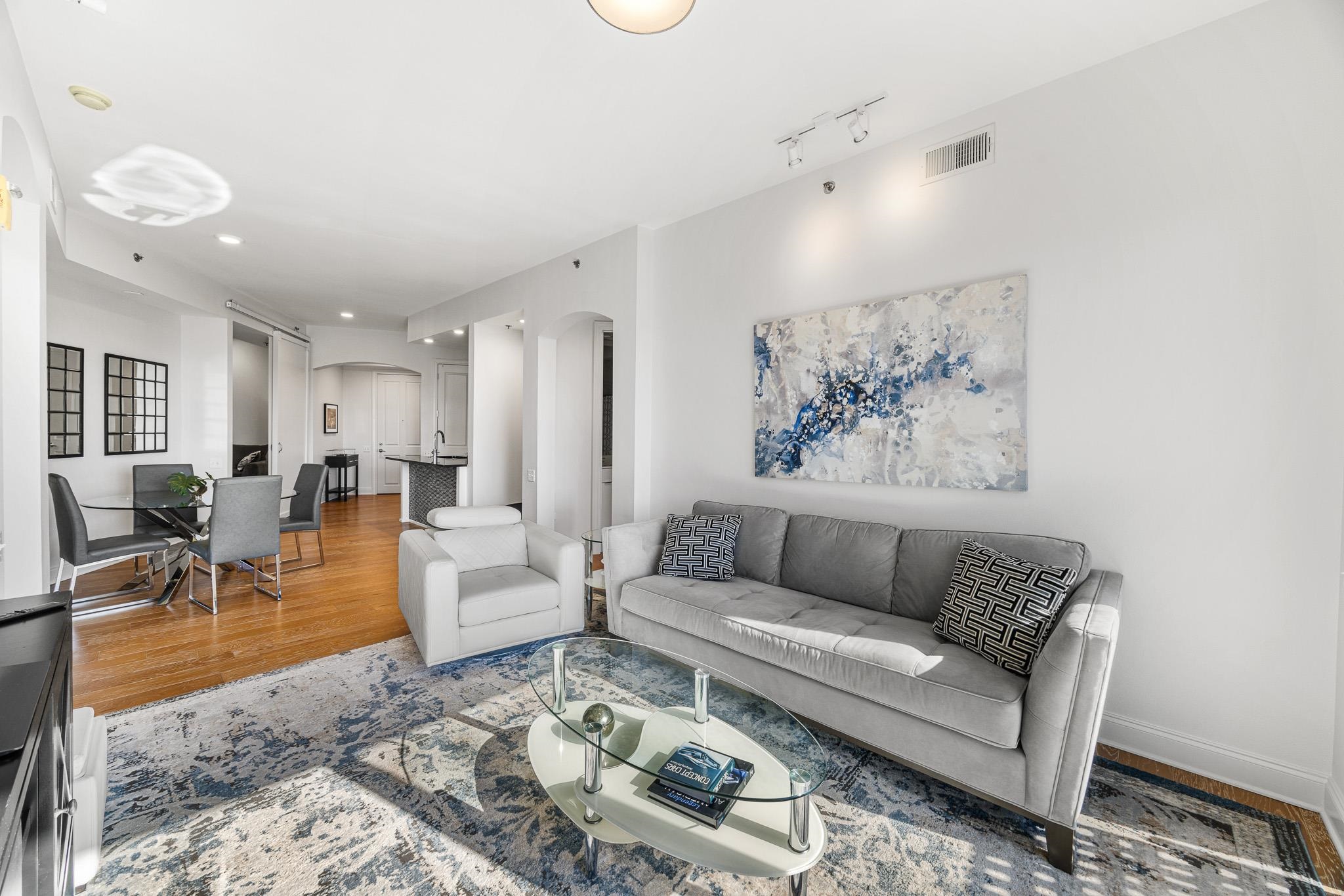 717 RIVERSIDE DR Unit: B2603