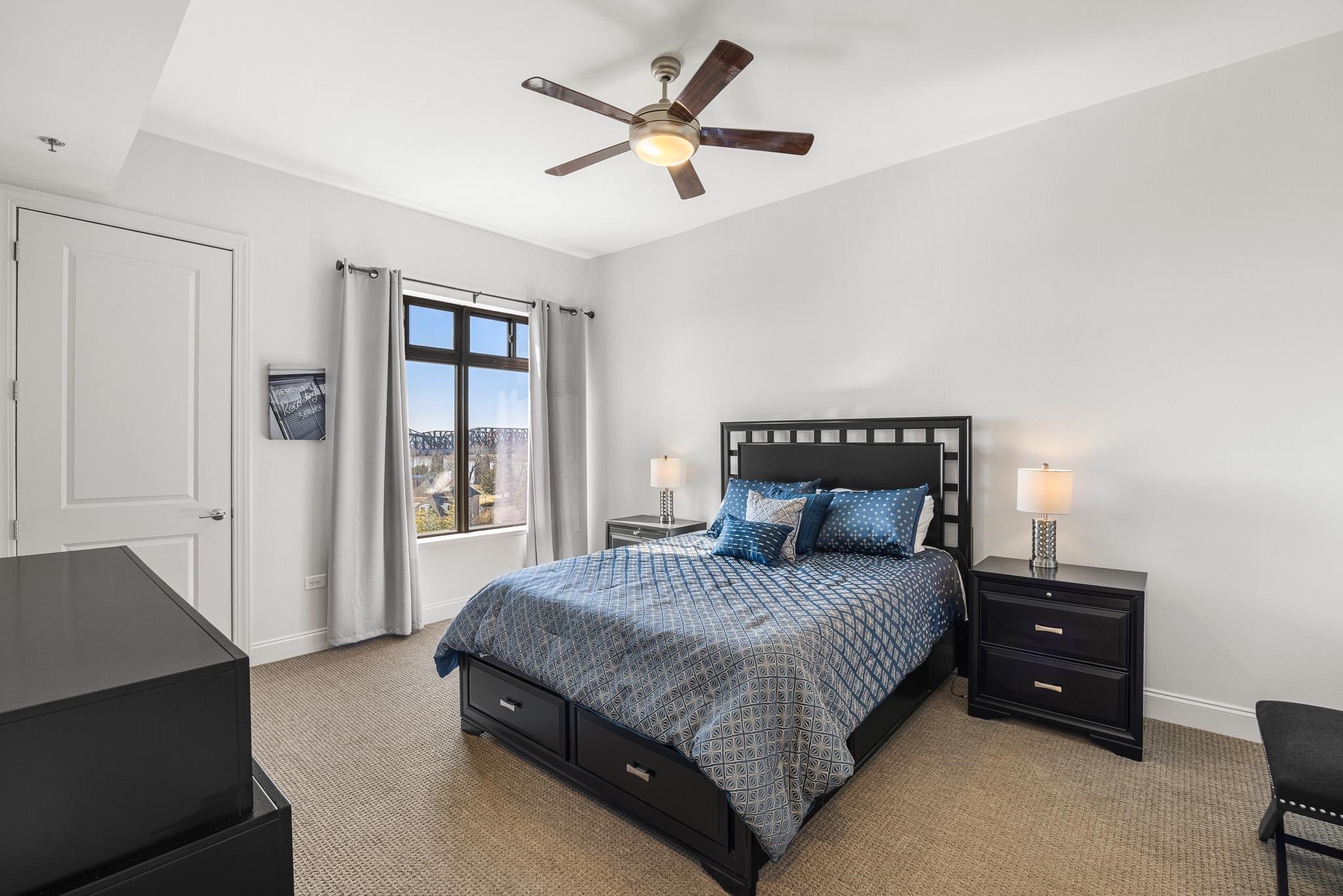 717 RIVERSIDE DR Unit: B2603