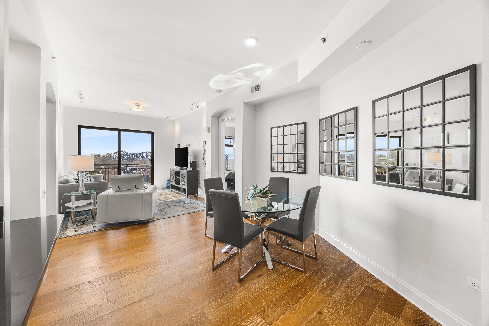 717 RIVERSIDE DR Unit: B2603