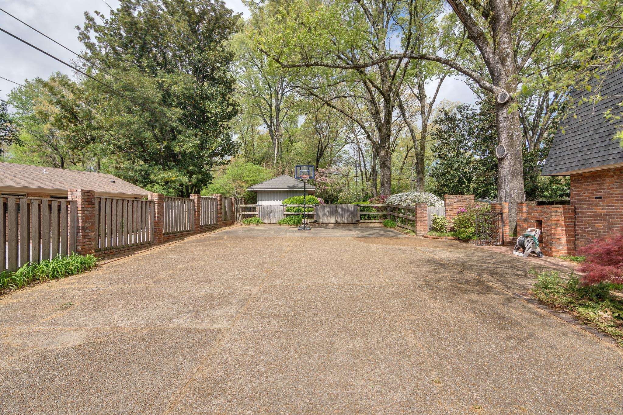 199 S GROVE PARK RD
