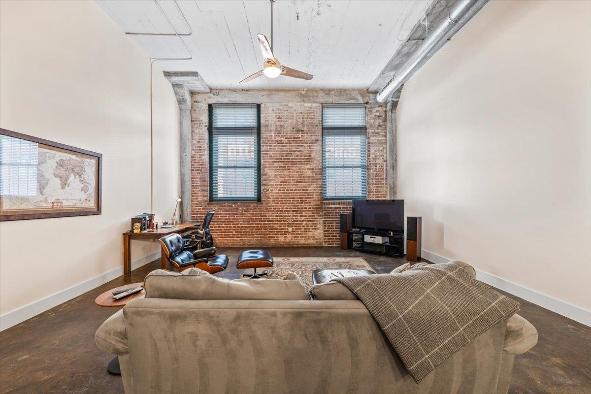 505 TENNESSEE ST Unit: 309