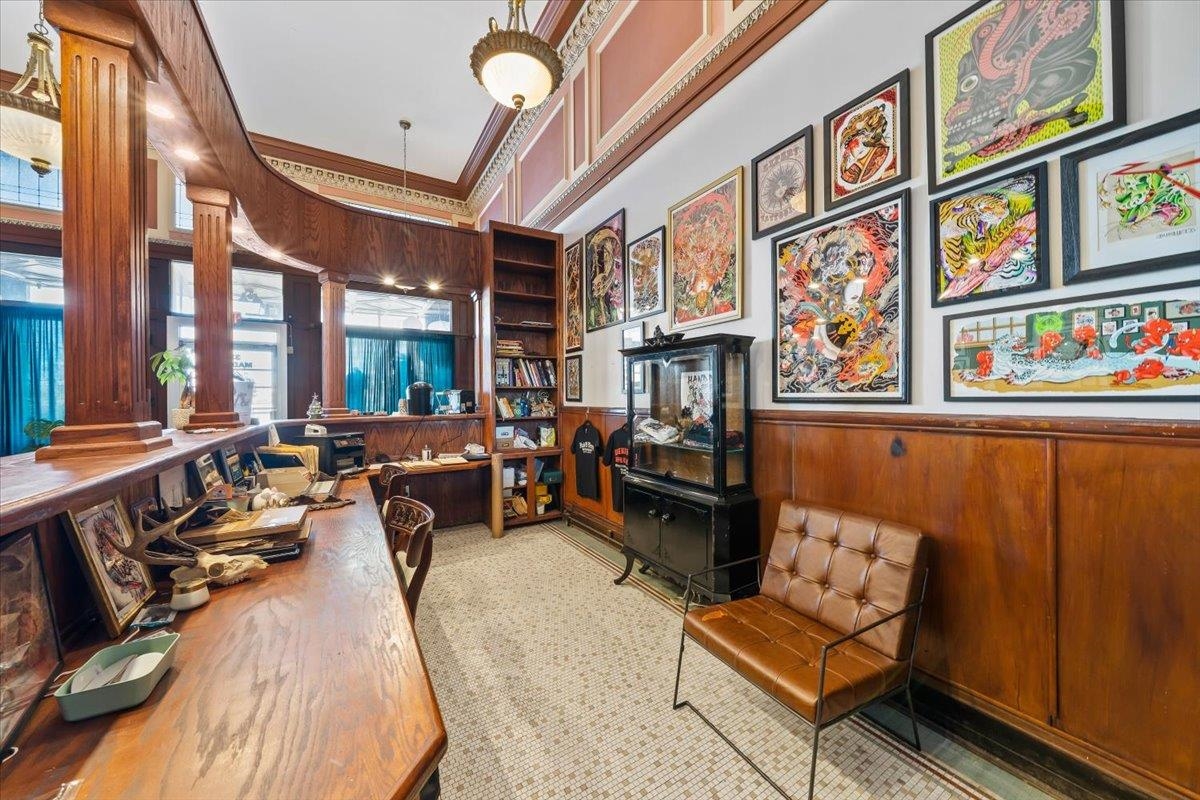 339 MADISON AVE