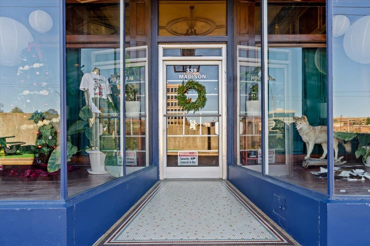 339 MADISON AVE