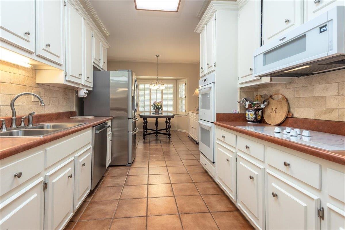 6357 SHADOWOOD LN