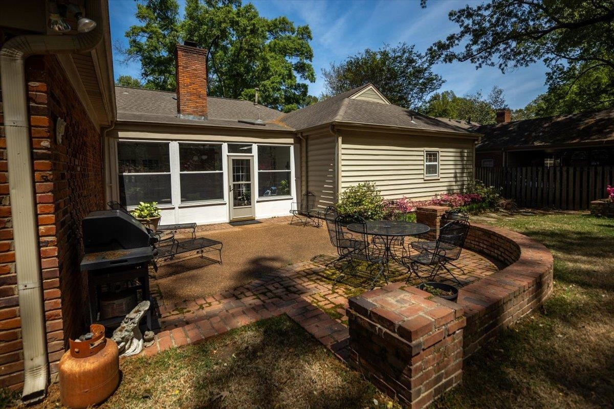 6357 SHADOWOOD LN