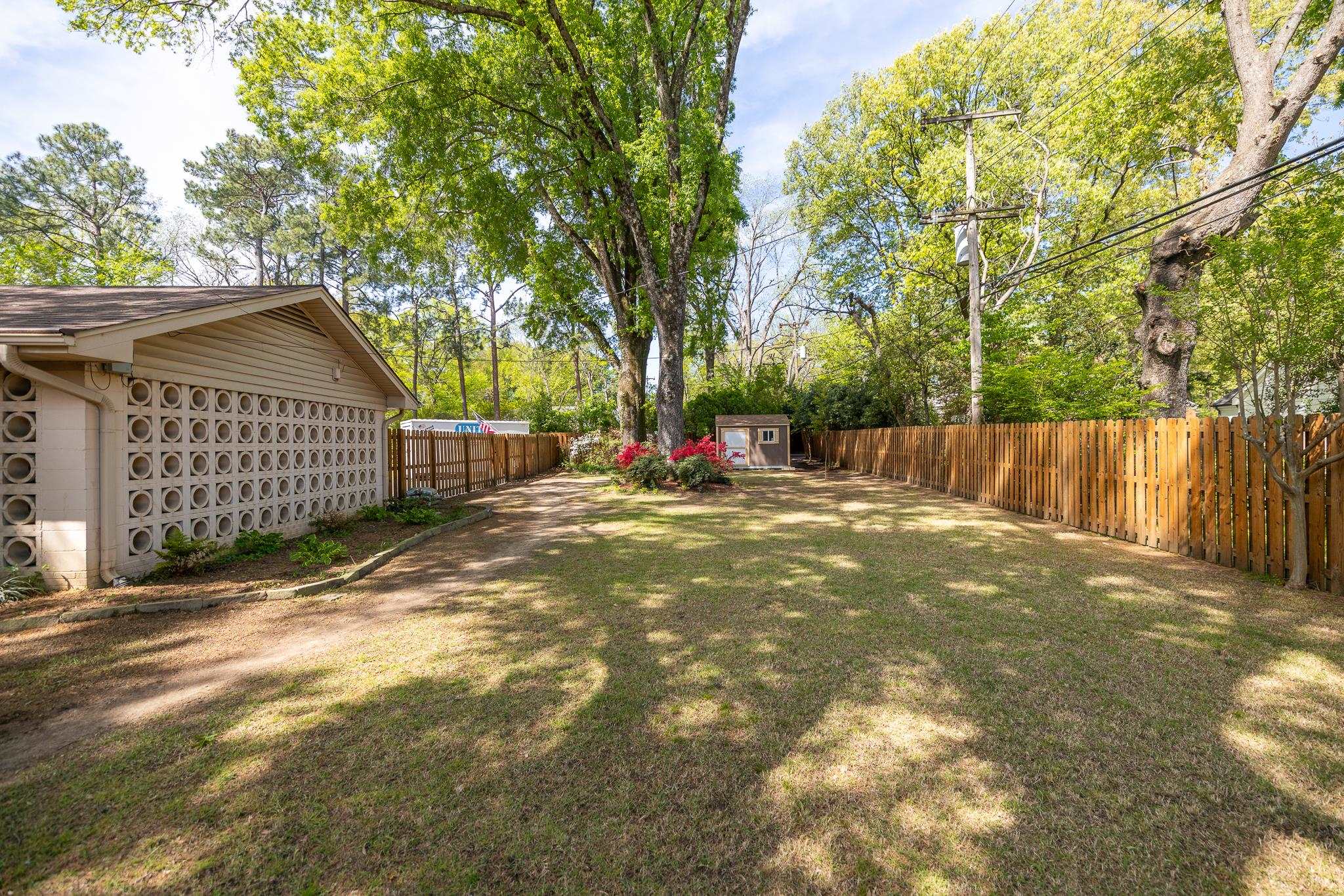 1247 W YORKSHIRE CV W