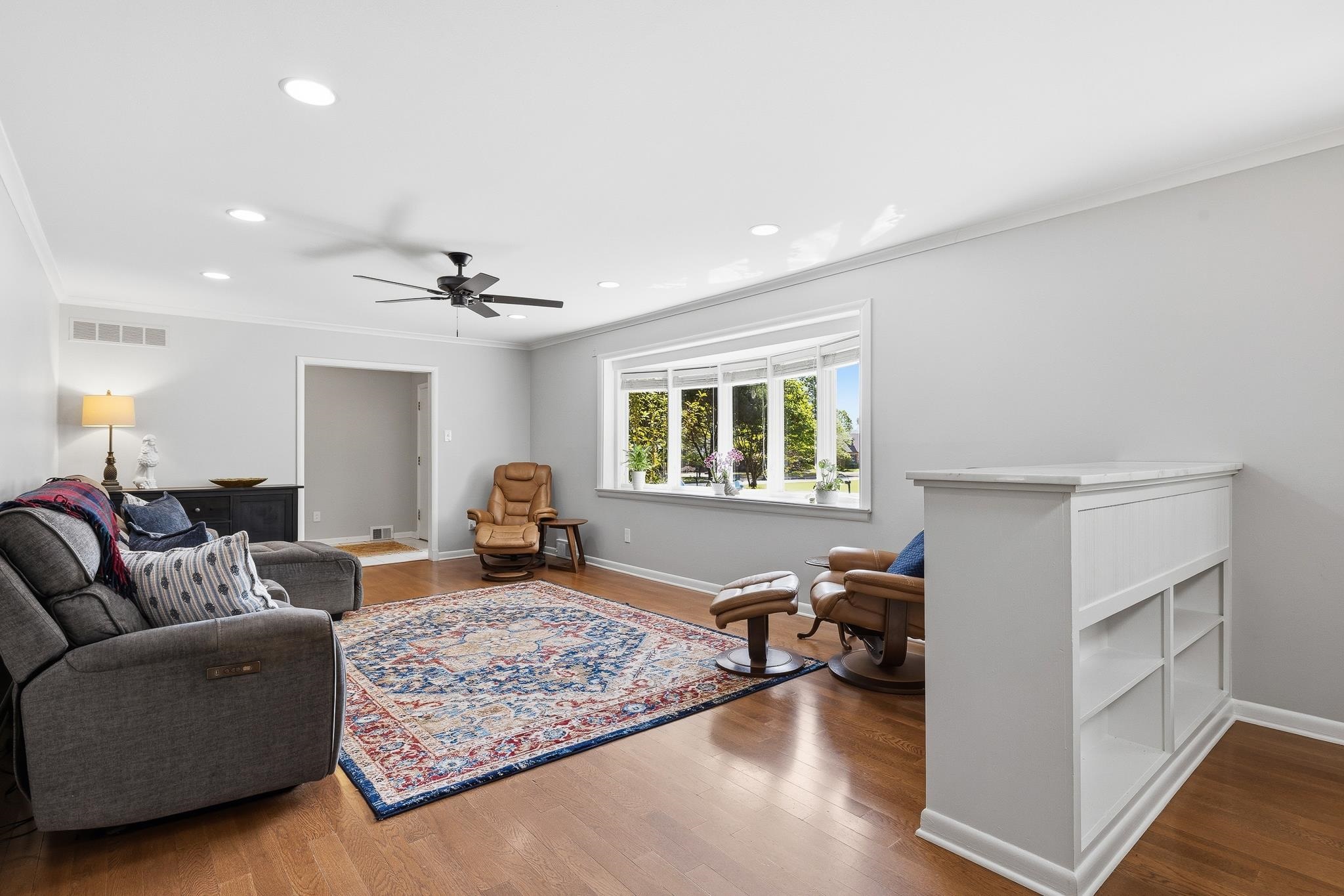 1247 W YORKSHIRE CV W