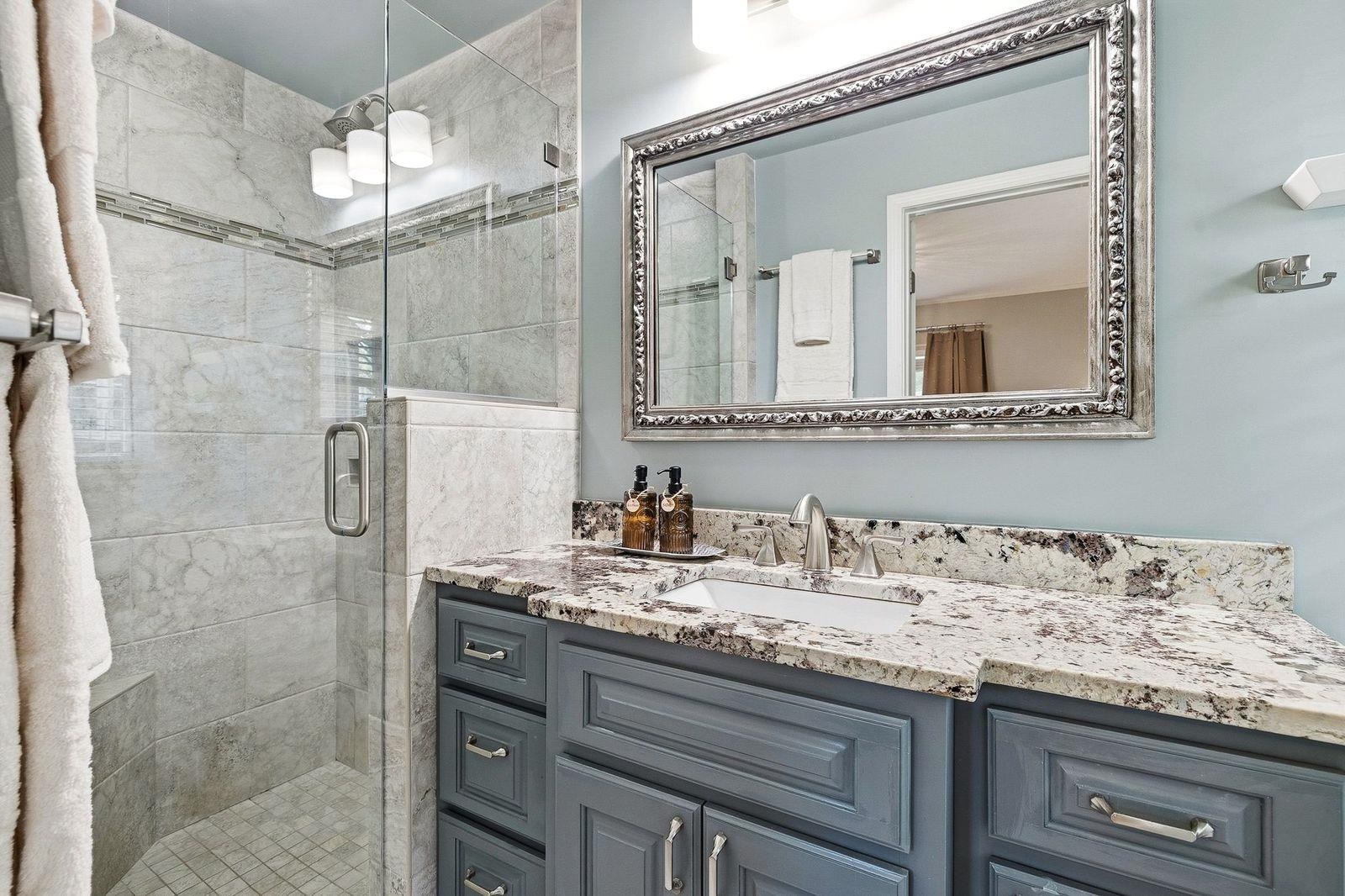 214 GARDENIA DR