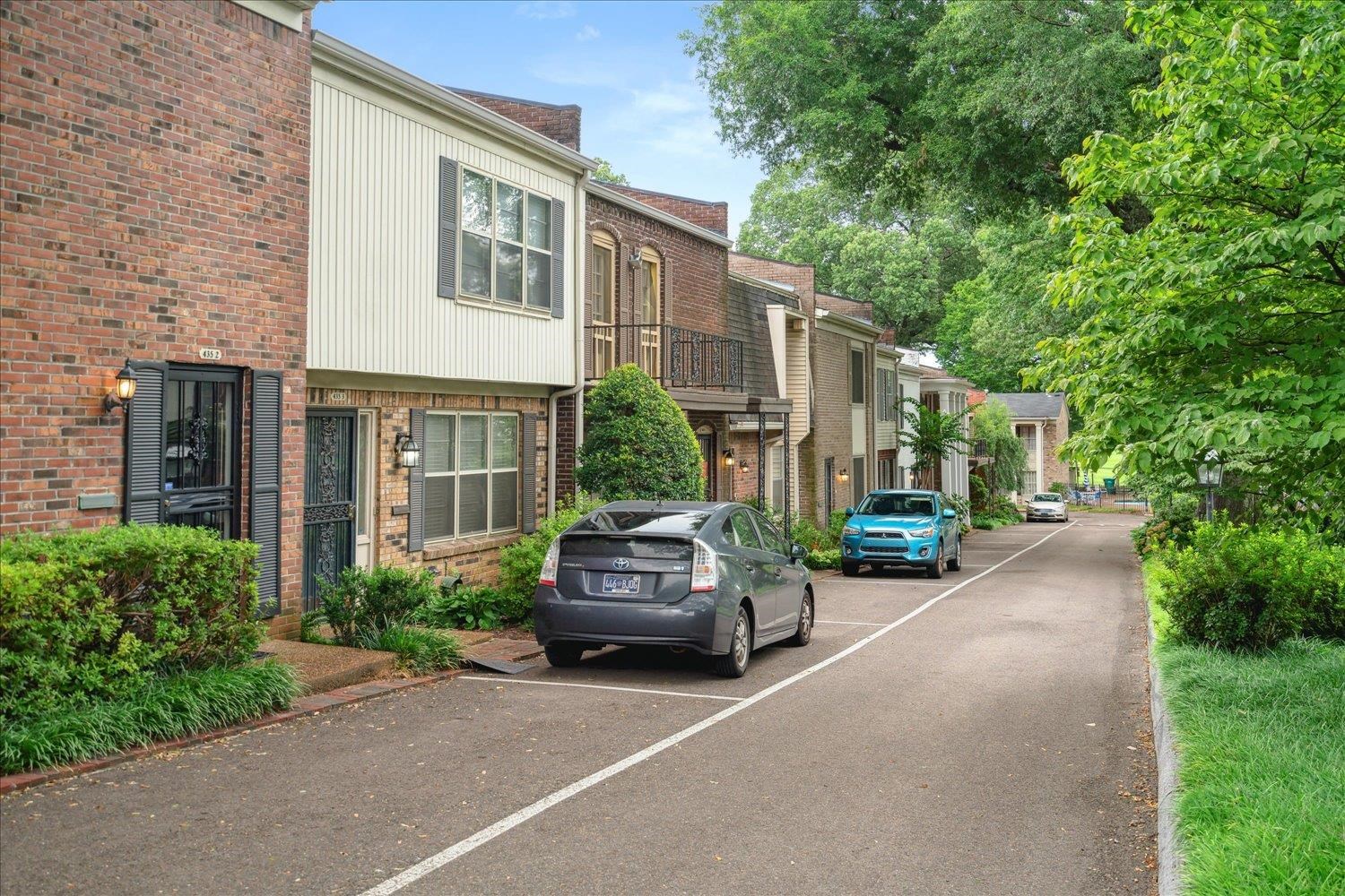 435 N HIGHLAND ST Unit: 2