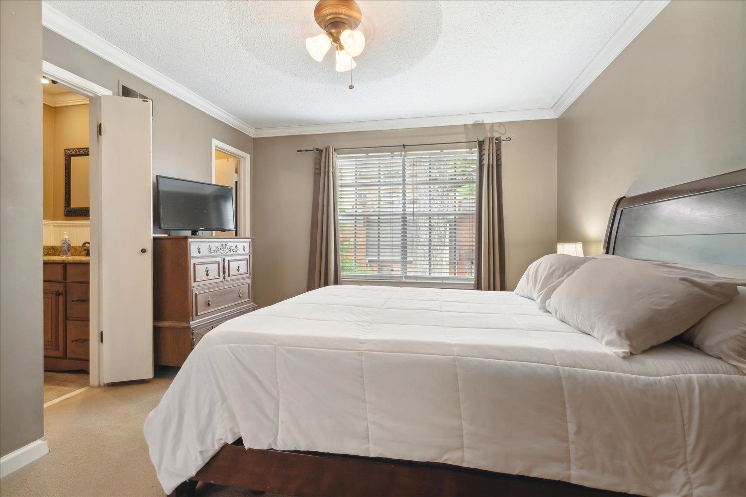 435 N HIGHLAND ST Unit: 2