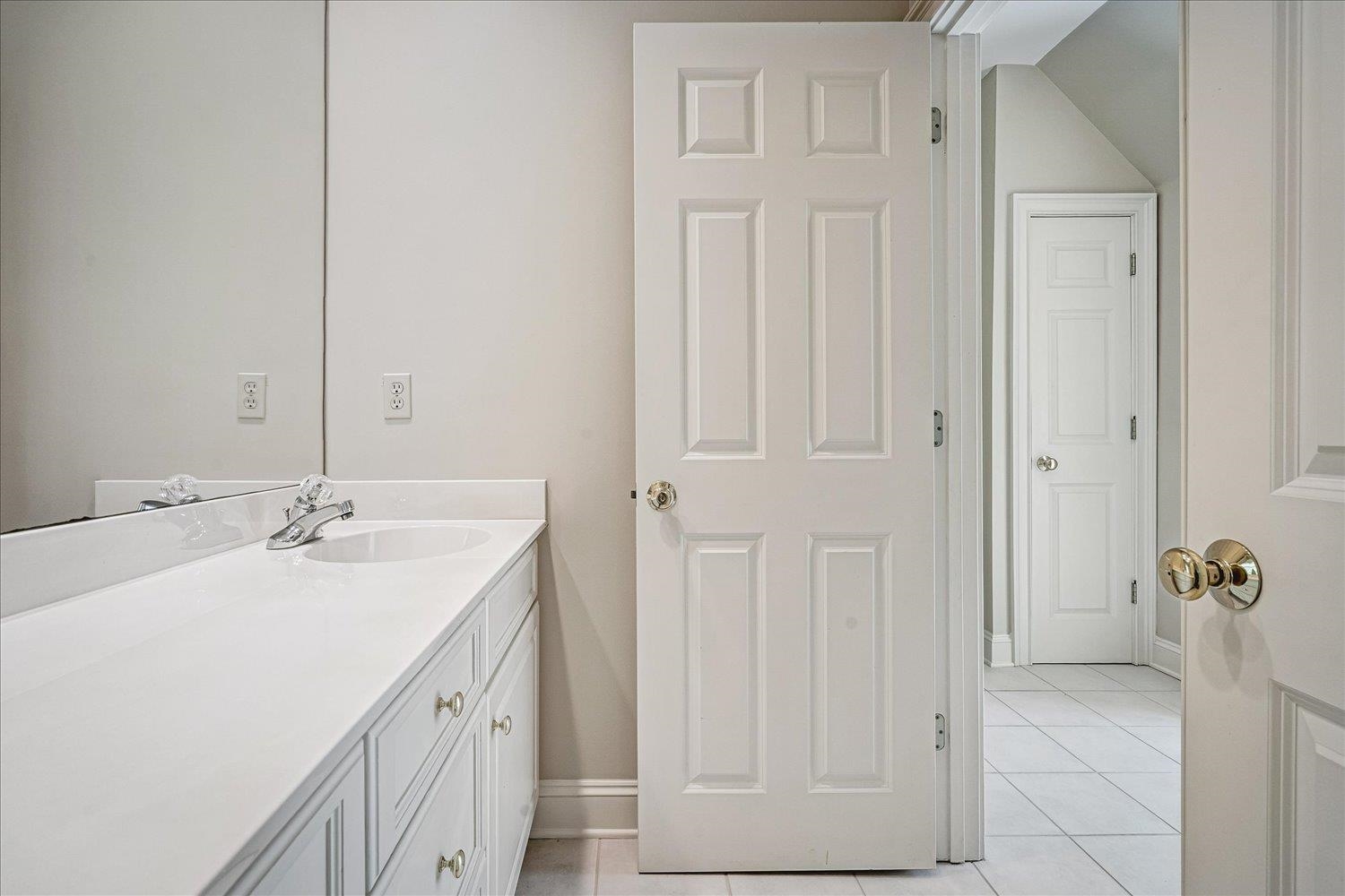 287 CLOISTER GREEN LN