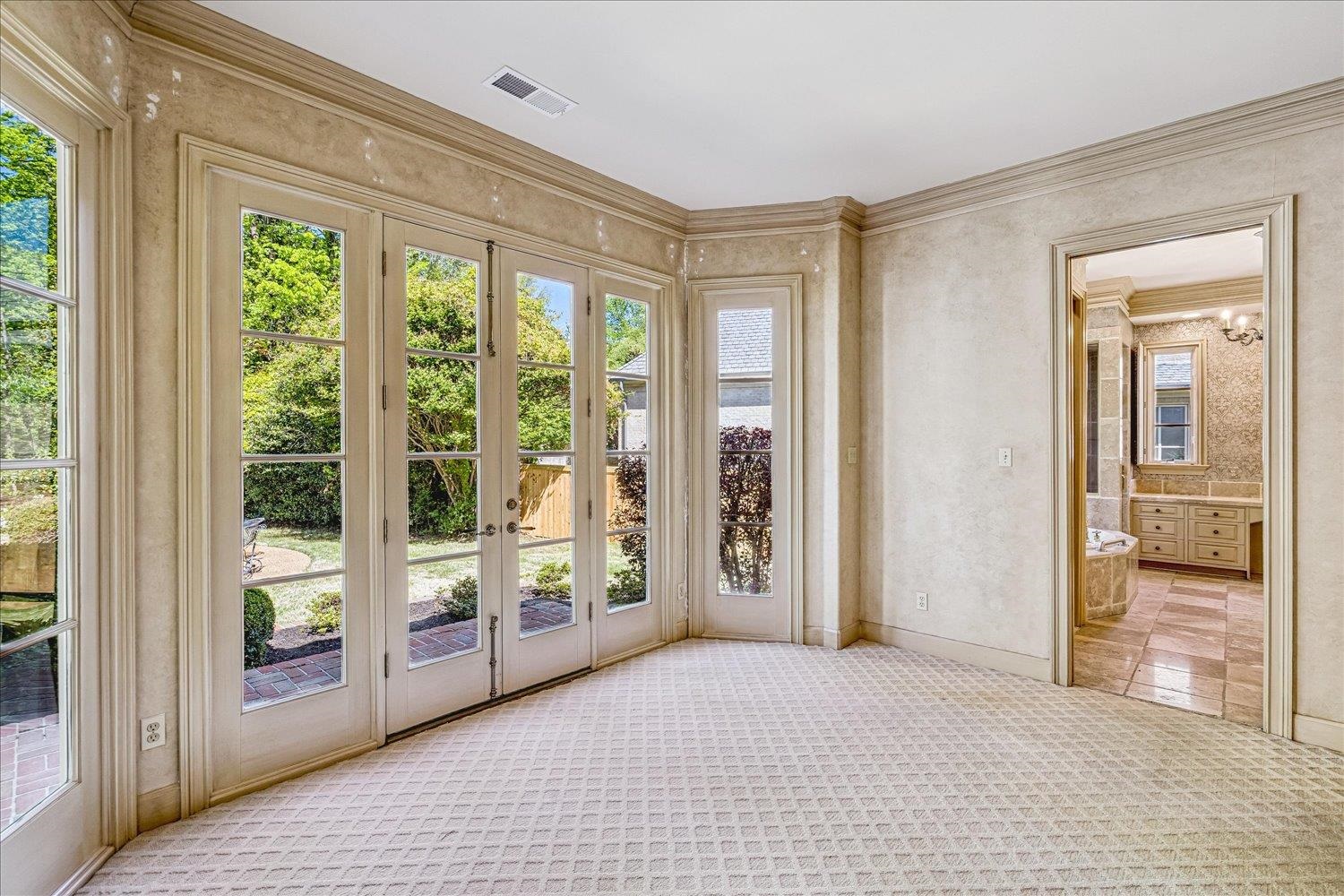 287 CLOISTER GREEN LN