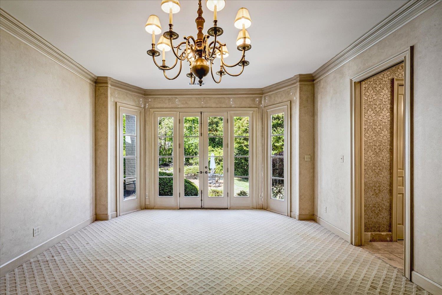 287 CLOISTER GREEN LN