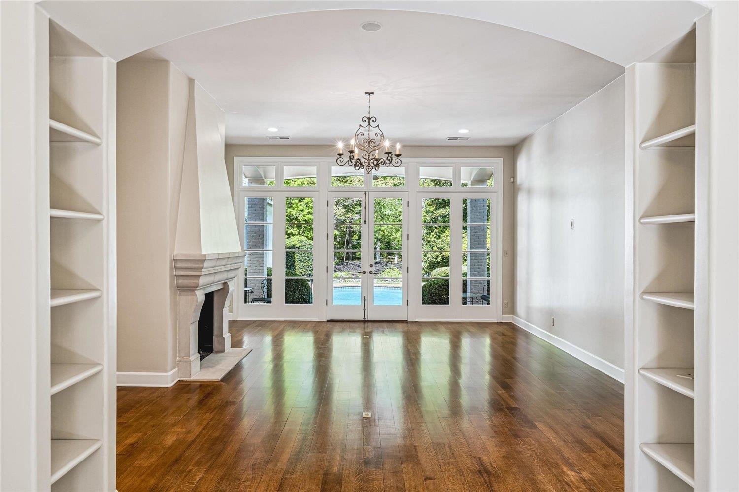 287 CLOISTER GREEN LN