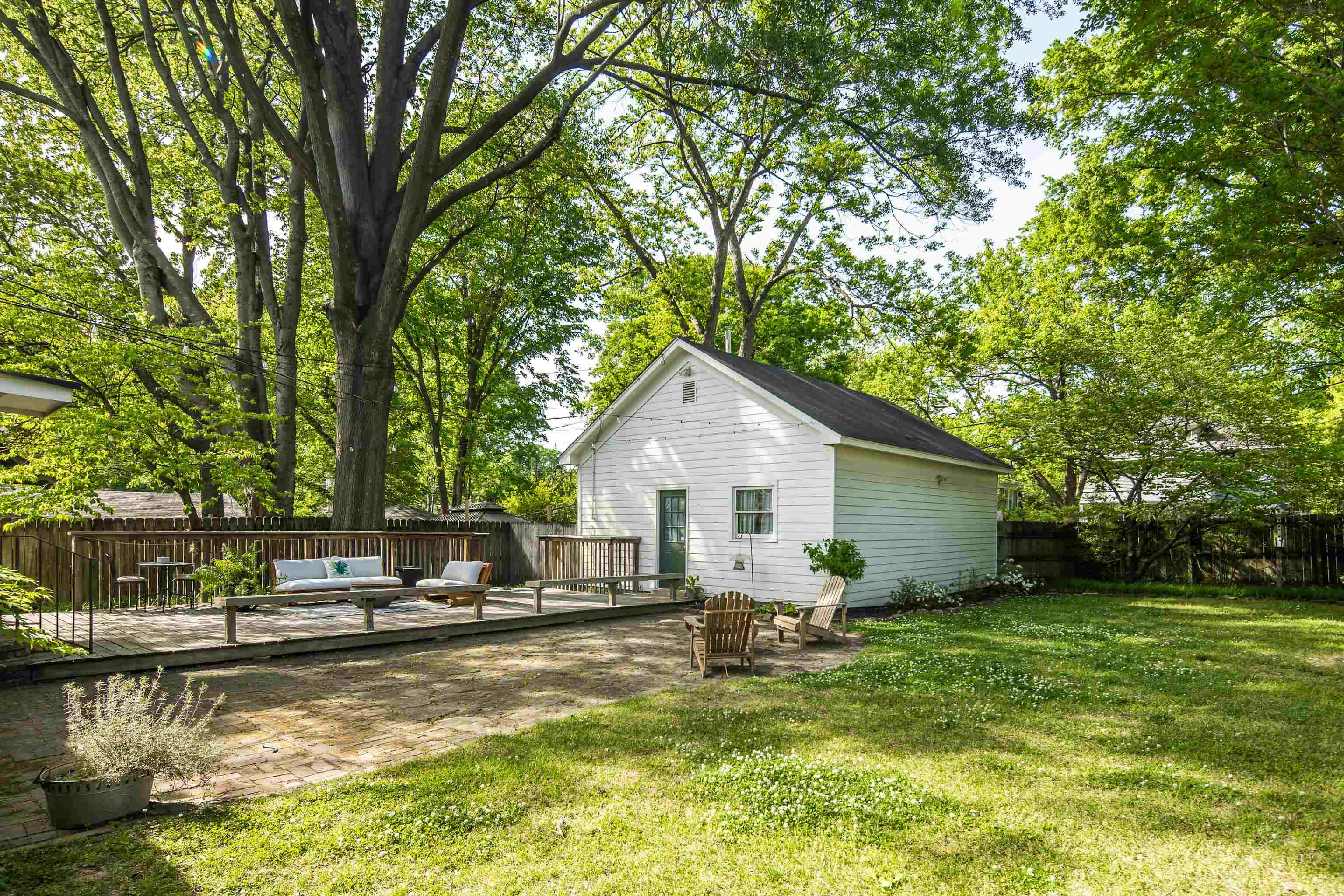 1704 BEARD PL