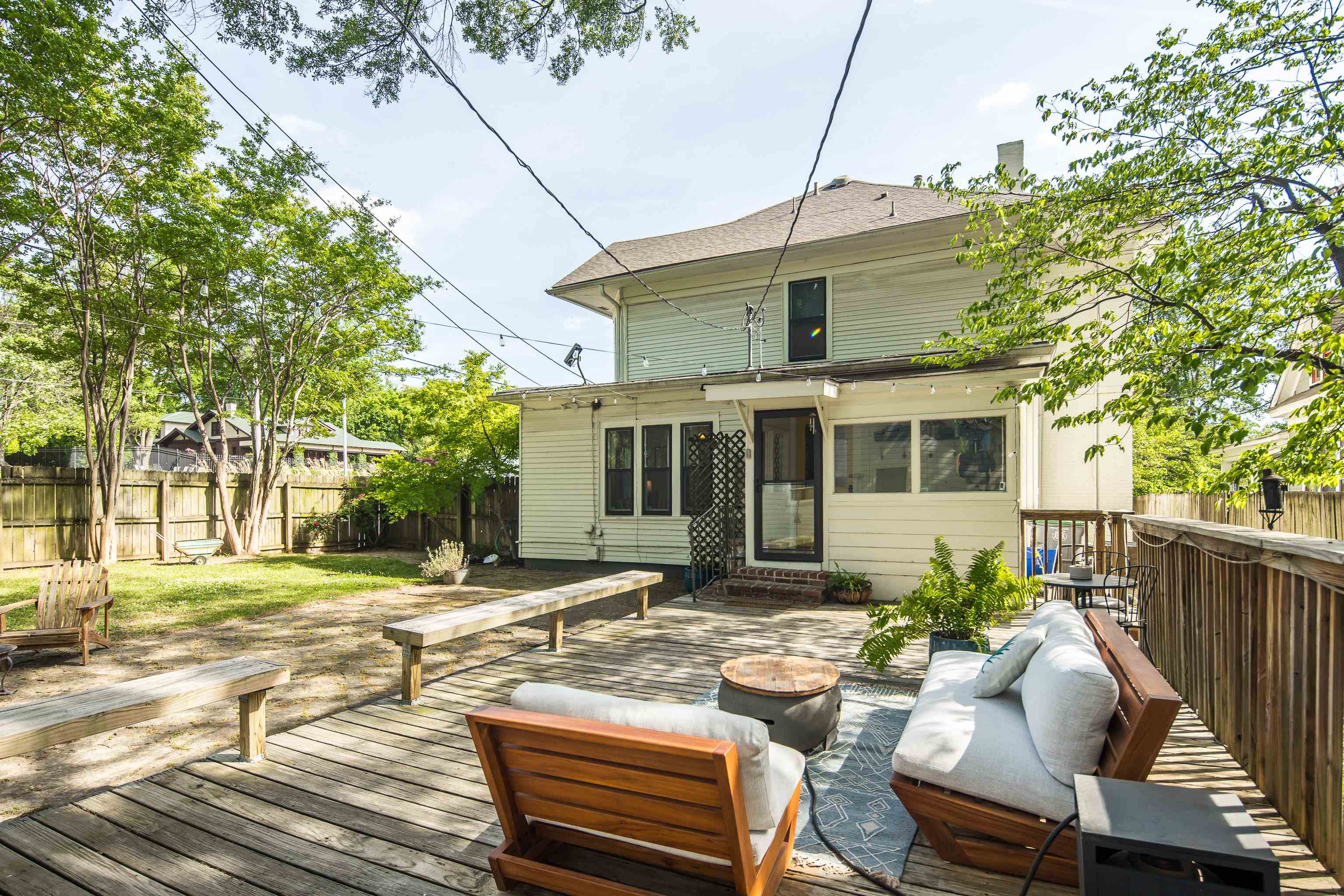 1704 BEARD PL