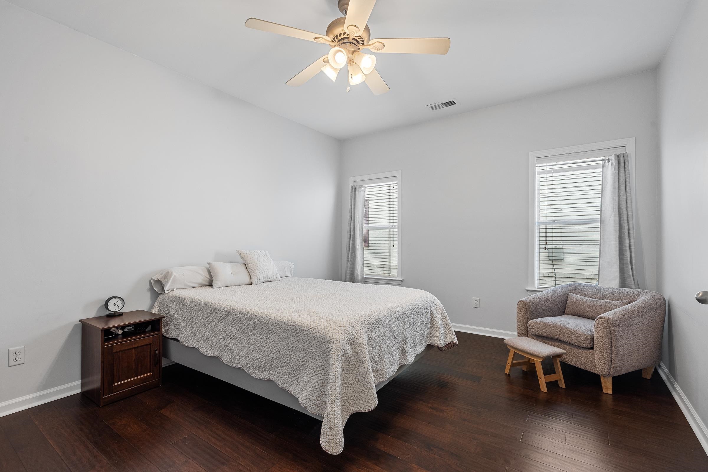 1323 ISLAND RIDGE DR