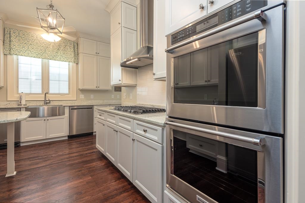 1407 CLUB GARDENS PL