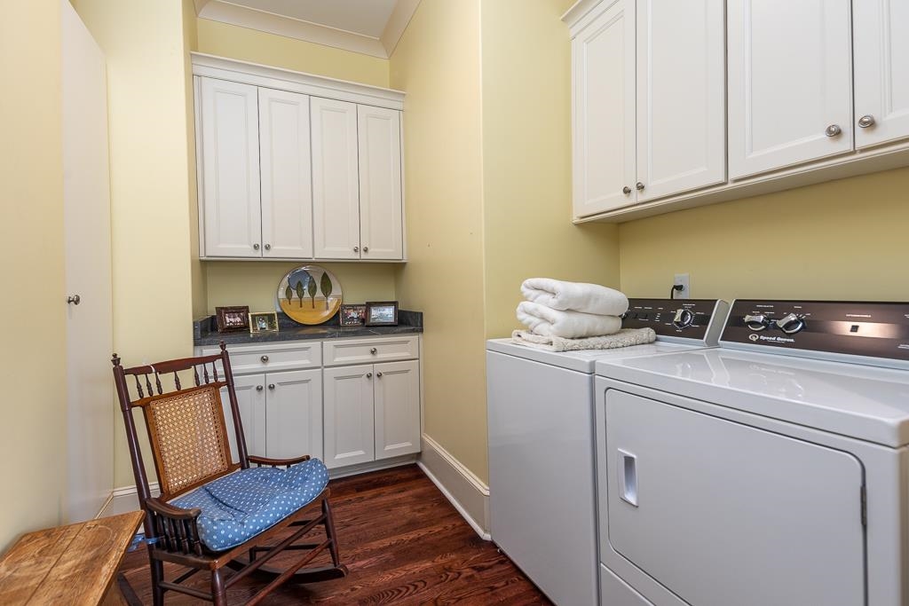 1407 CLUB GARDENS PL