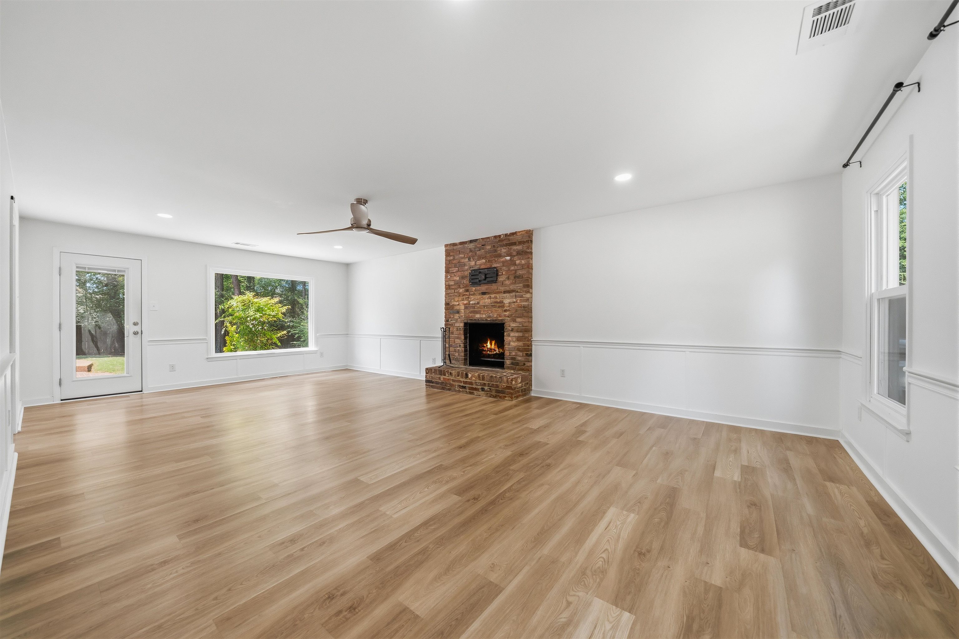 2237 BURFORDI LN