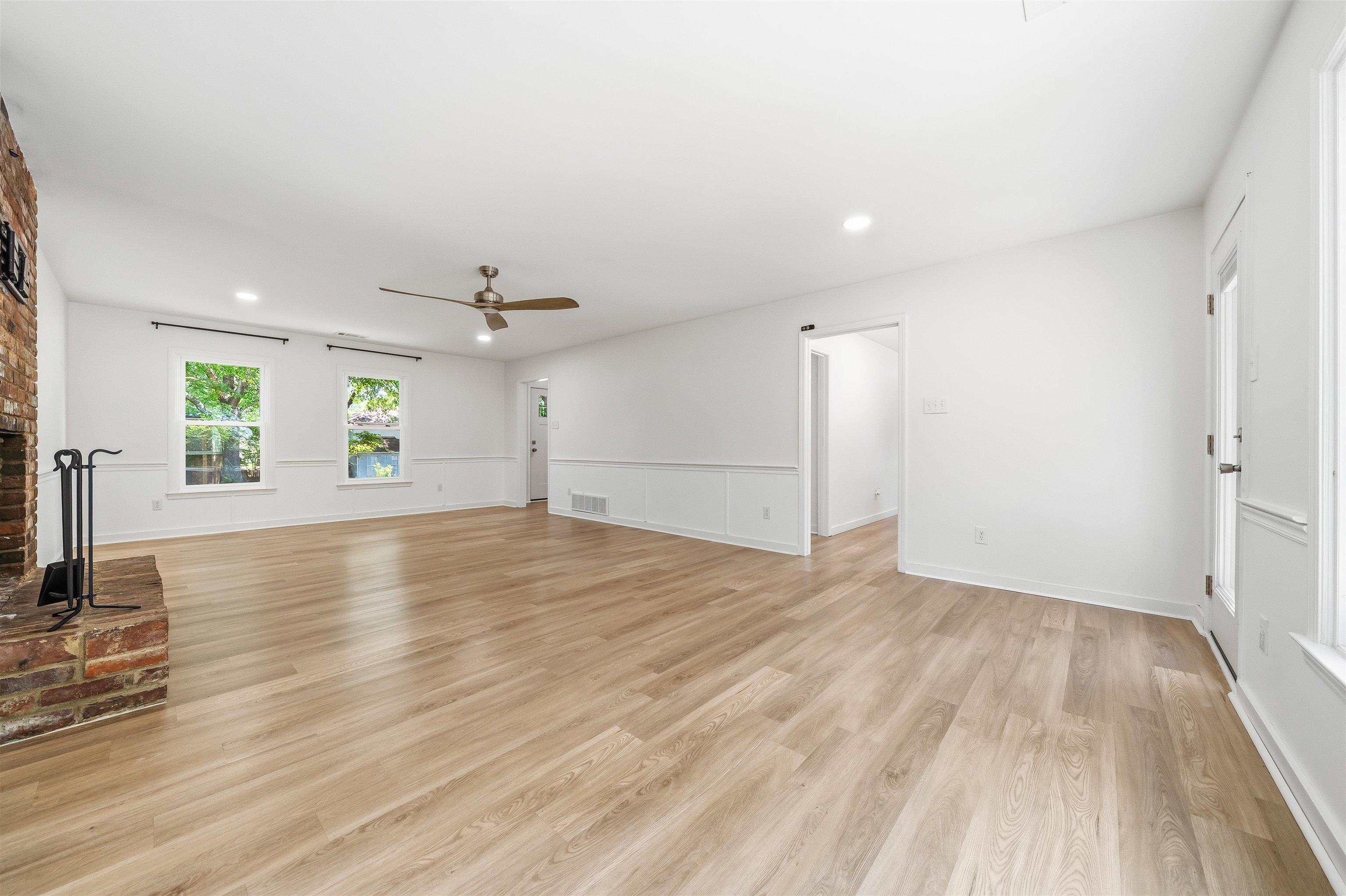 2237 BURFORDI LN