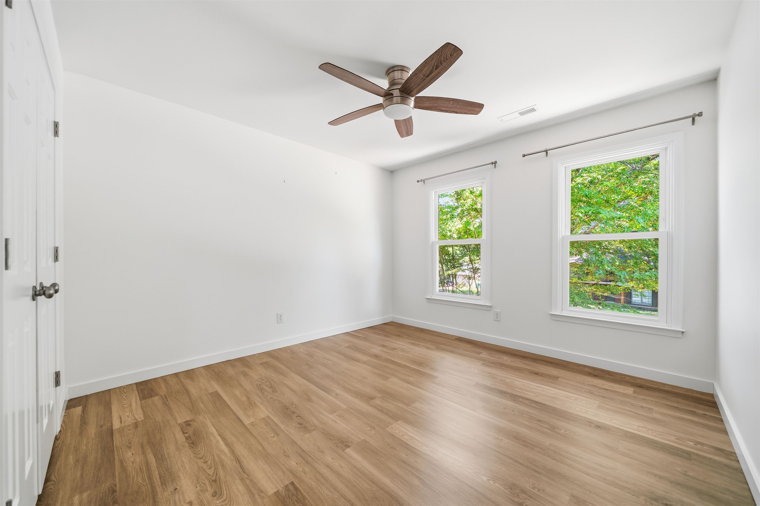 2237 BURFORDI LN
